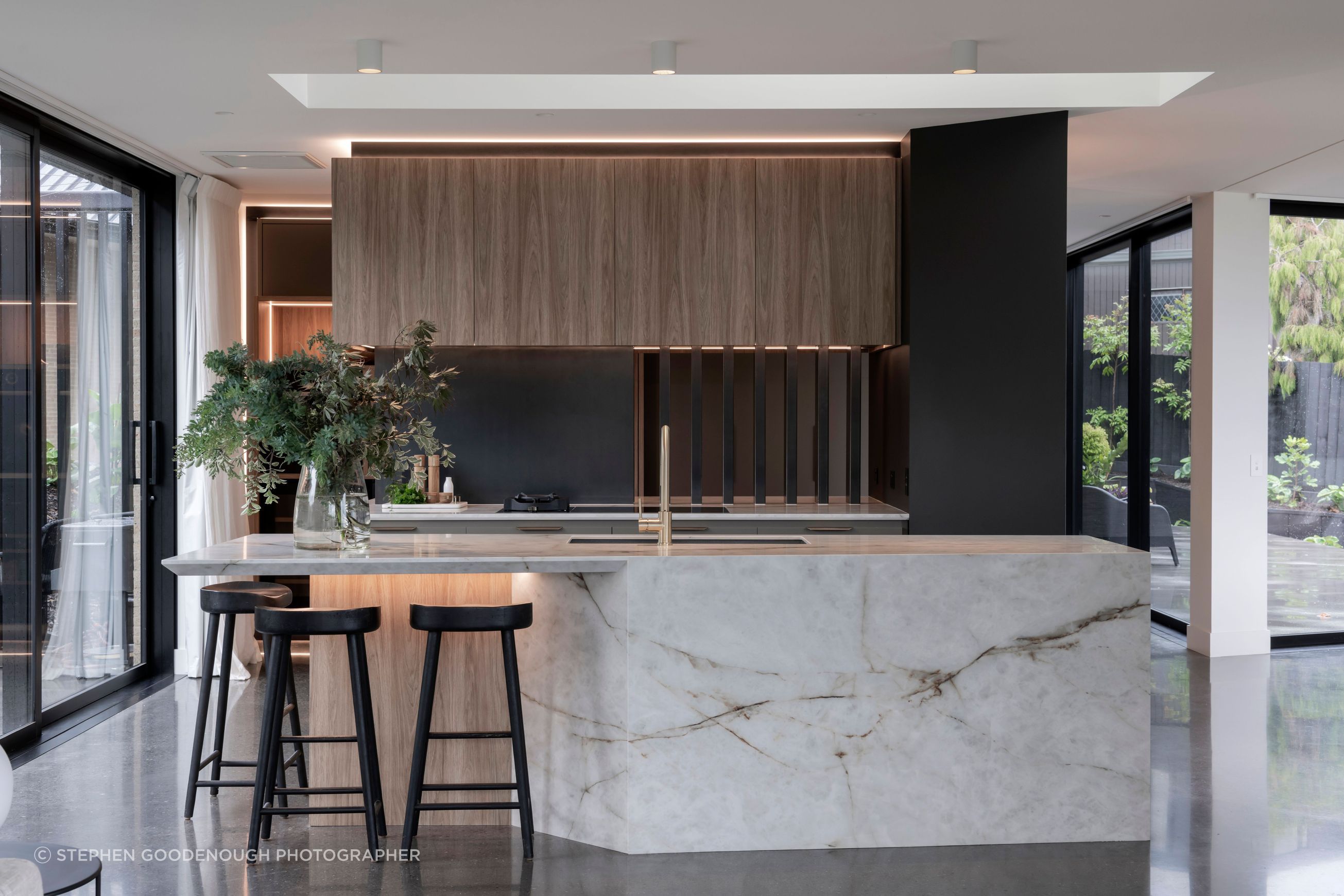 Bespoke Sintered Stone / Porcelain Benchtop Solutions