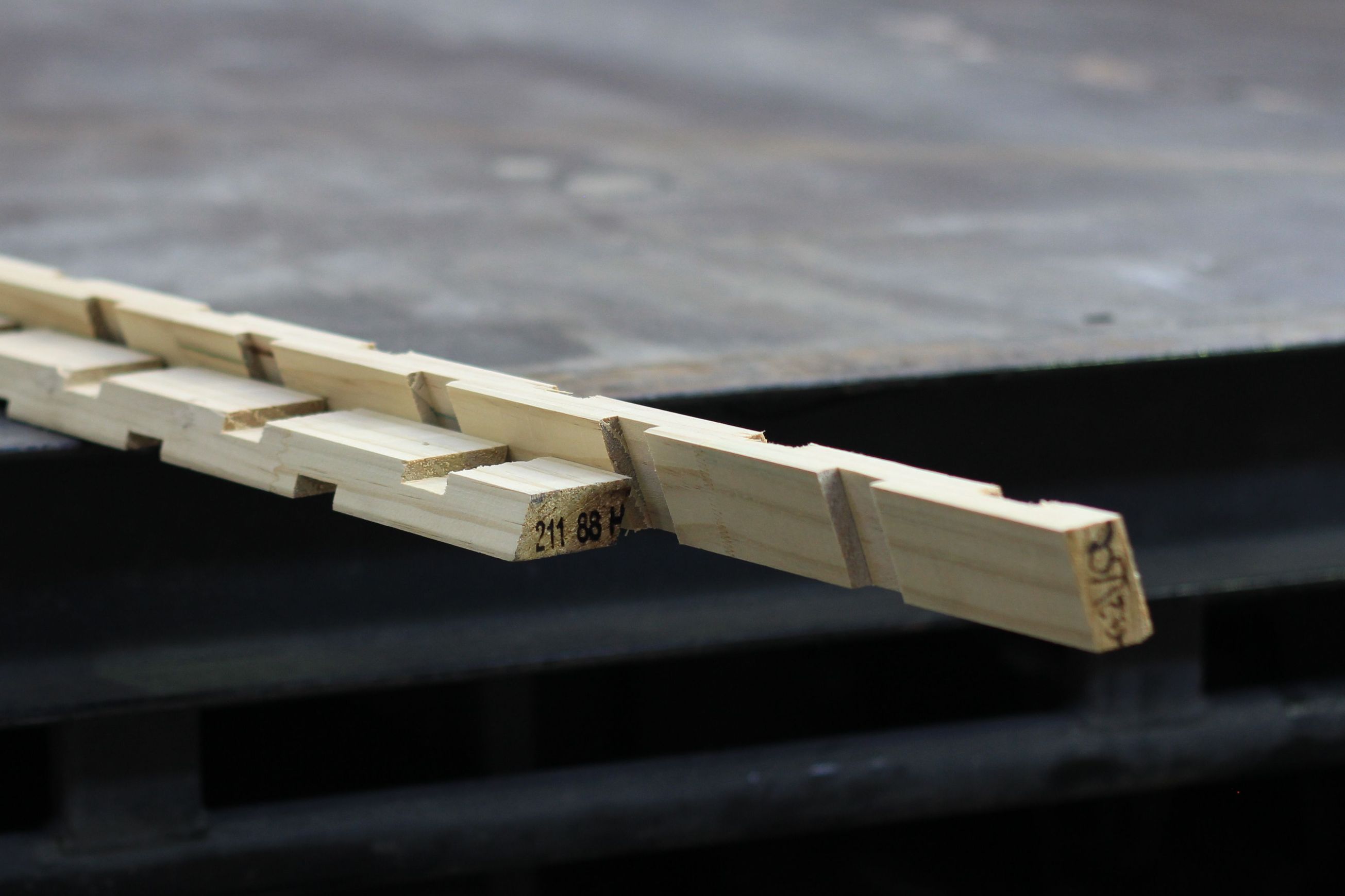 EB4MP Castellated Timber Cavity Batten