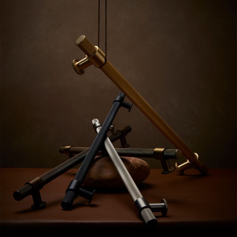 Momo Handles Belgravia Entry Pulls