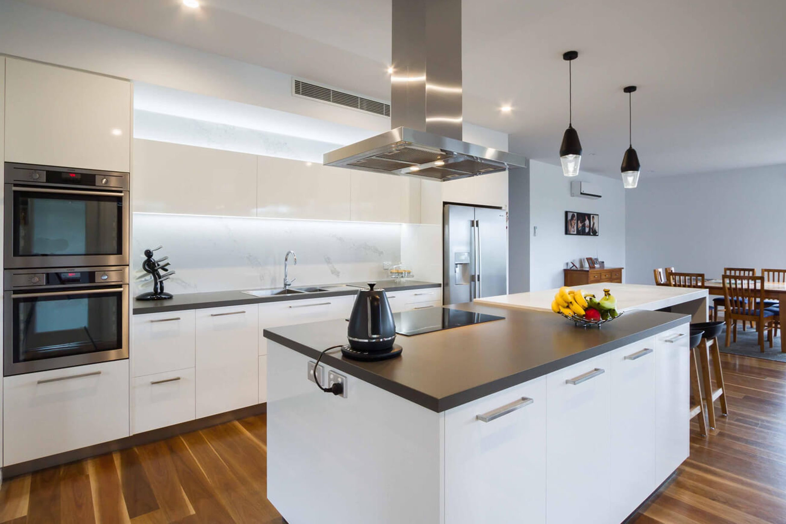 Silent Island Rangehood 900mm - IS4110S