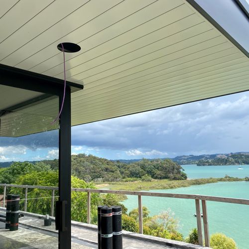 Ribon Continuous Interlocking Soffit system