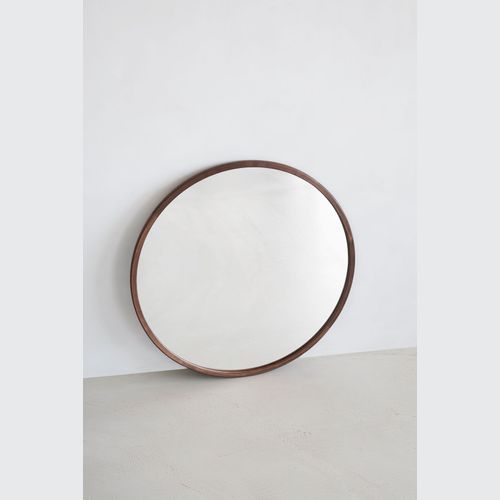 Silhouette Mirror Round by Fredericia