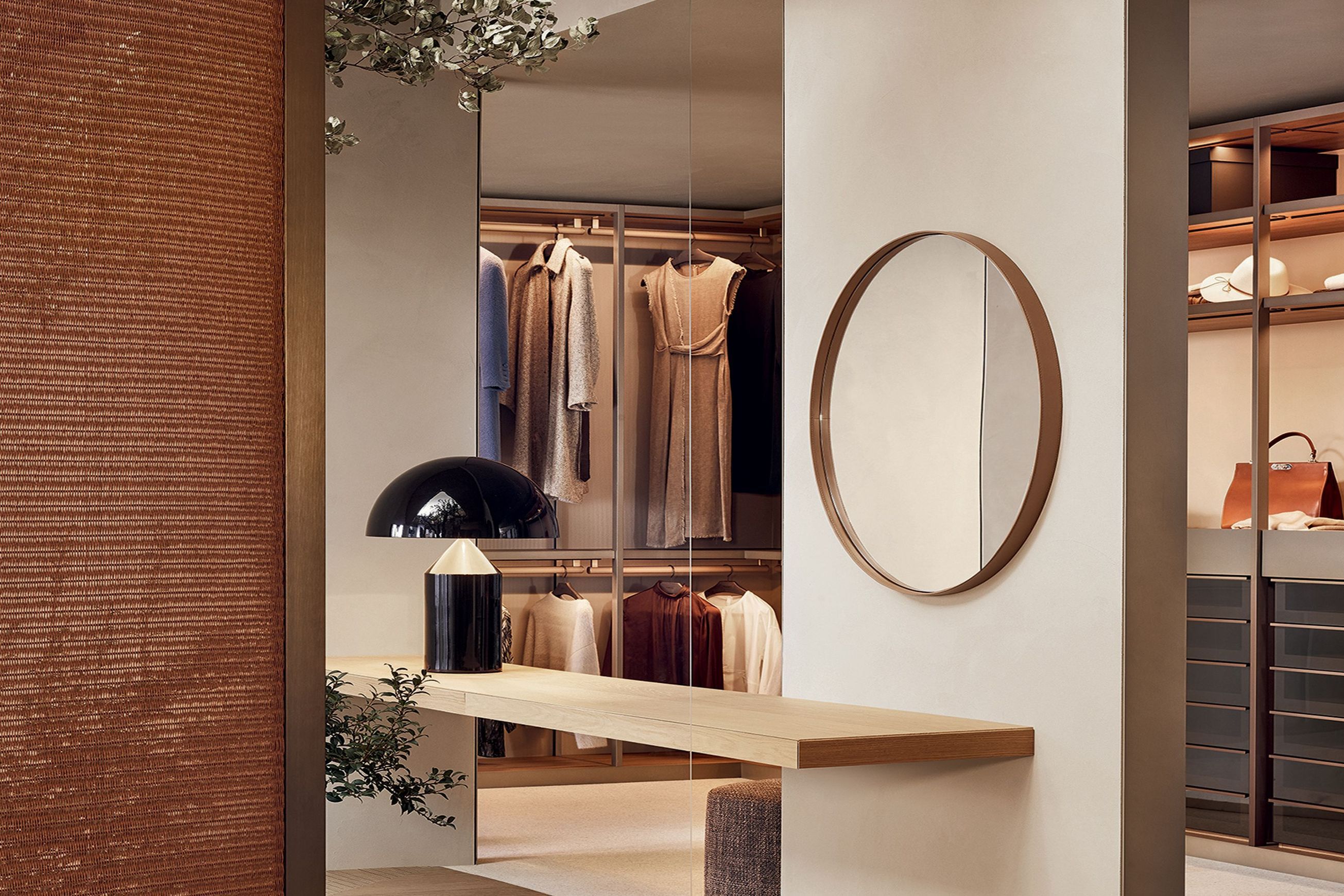 Circle Mirror