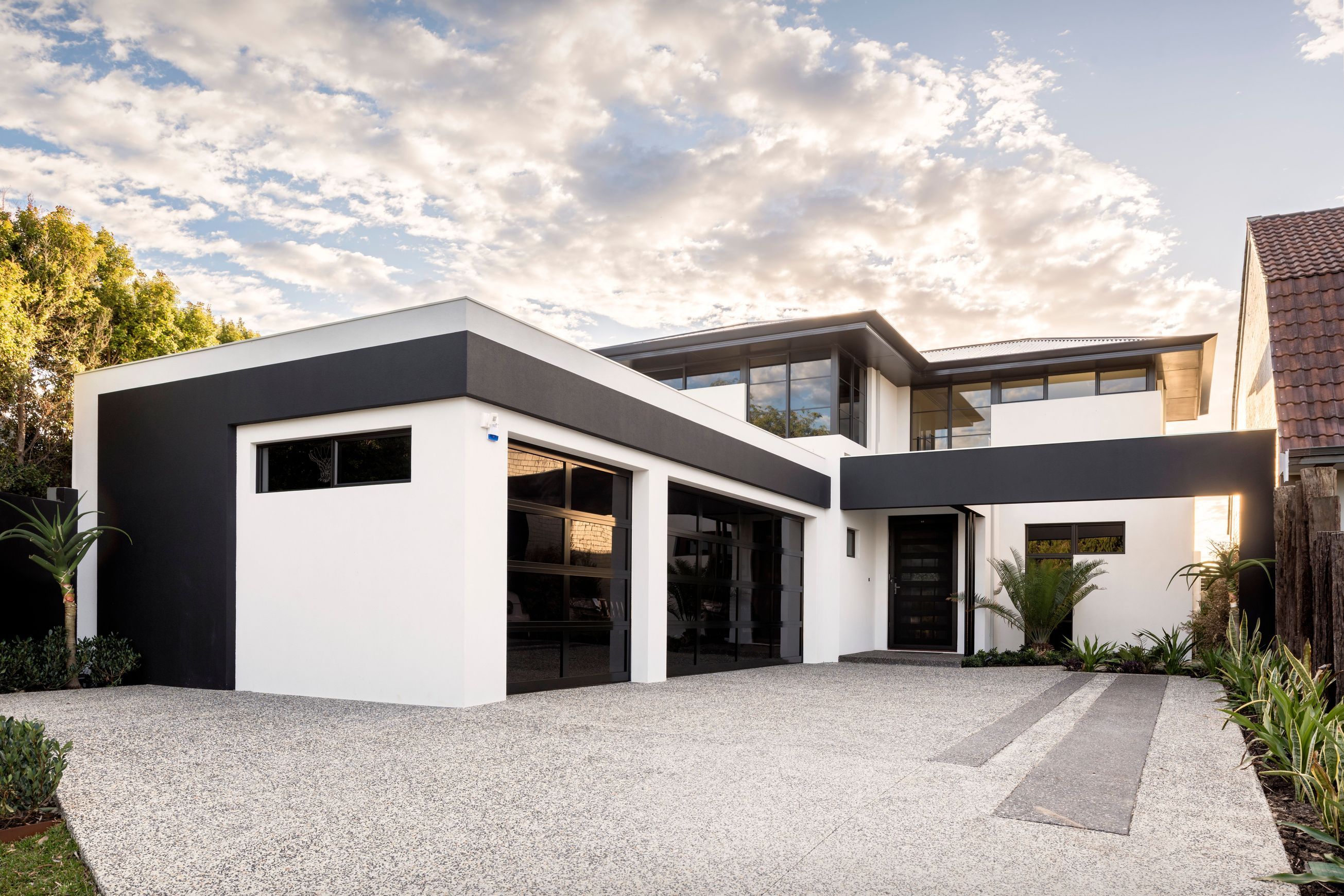 Panoramic Sectional Door