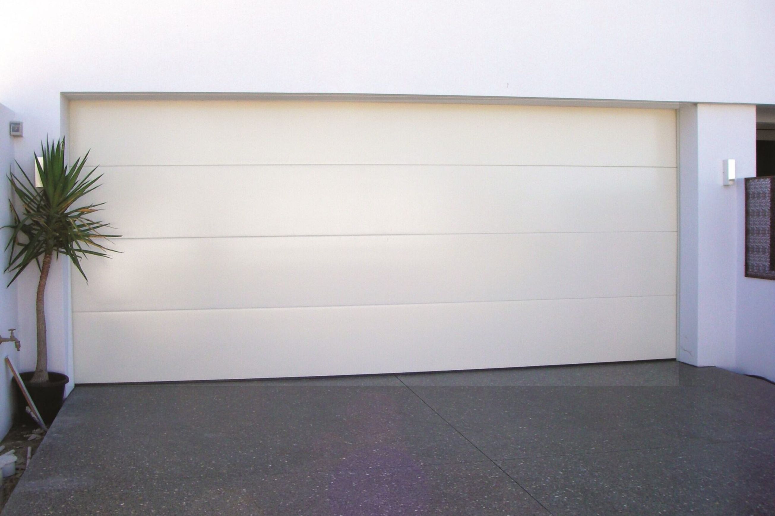 Danmar Doors | Speciality Garage Doors