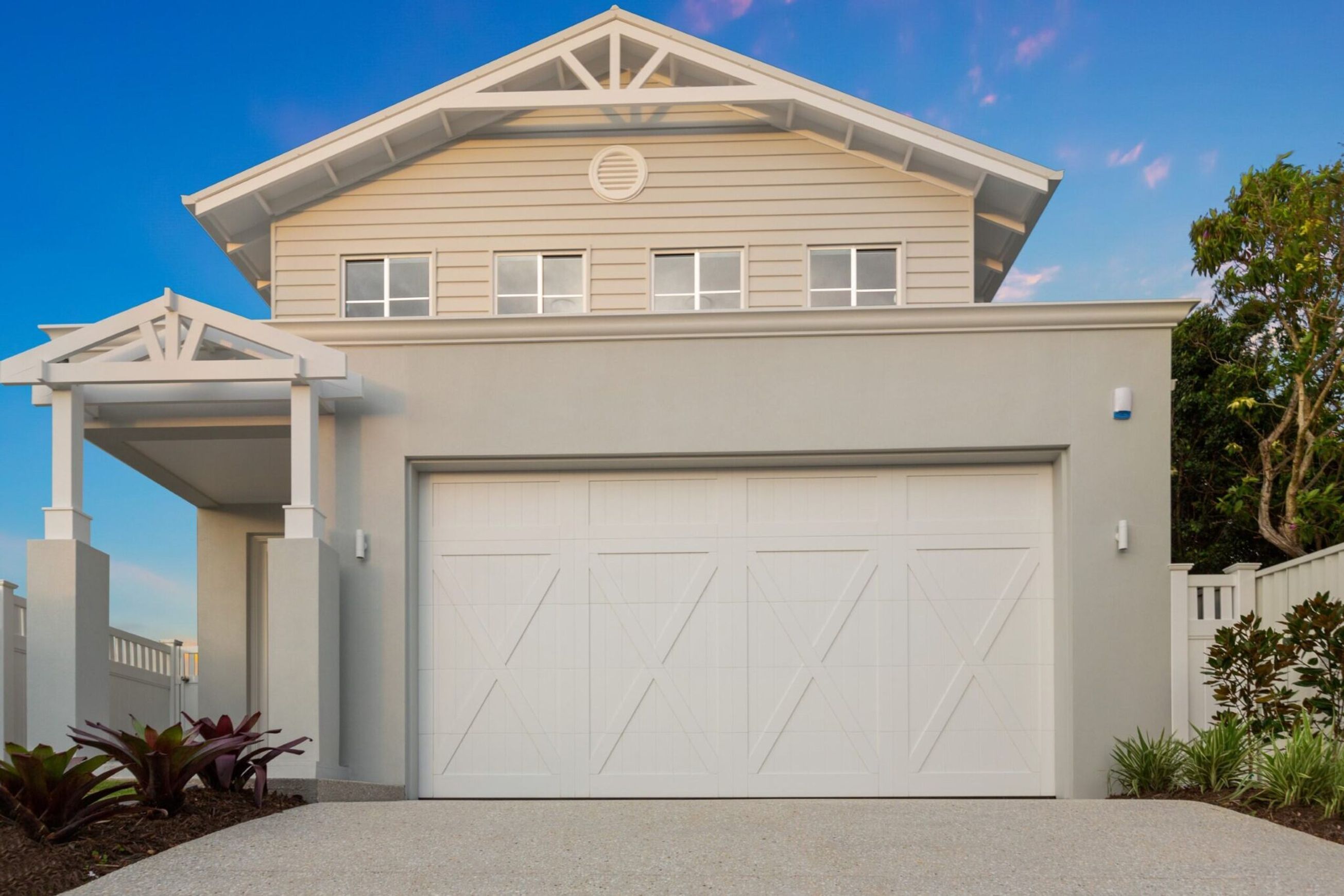 Danmar Doors | Speciality Garage Doors