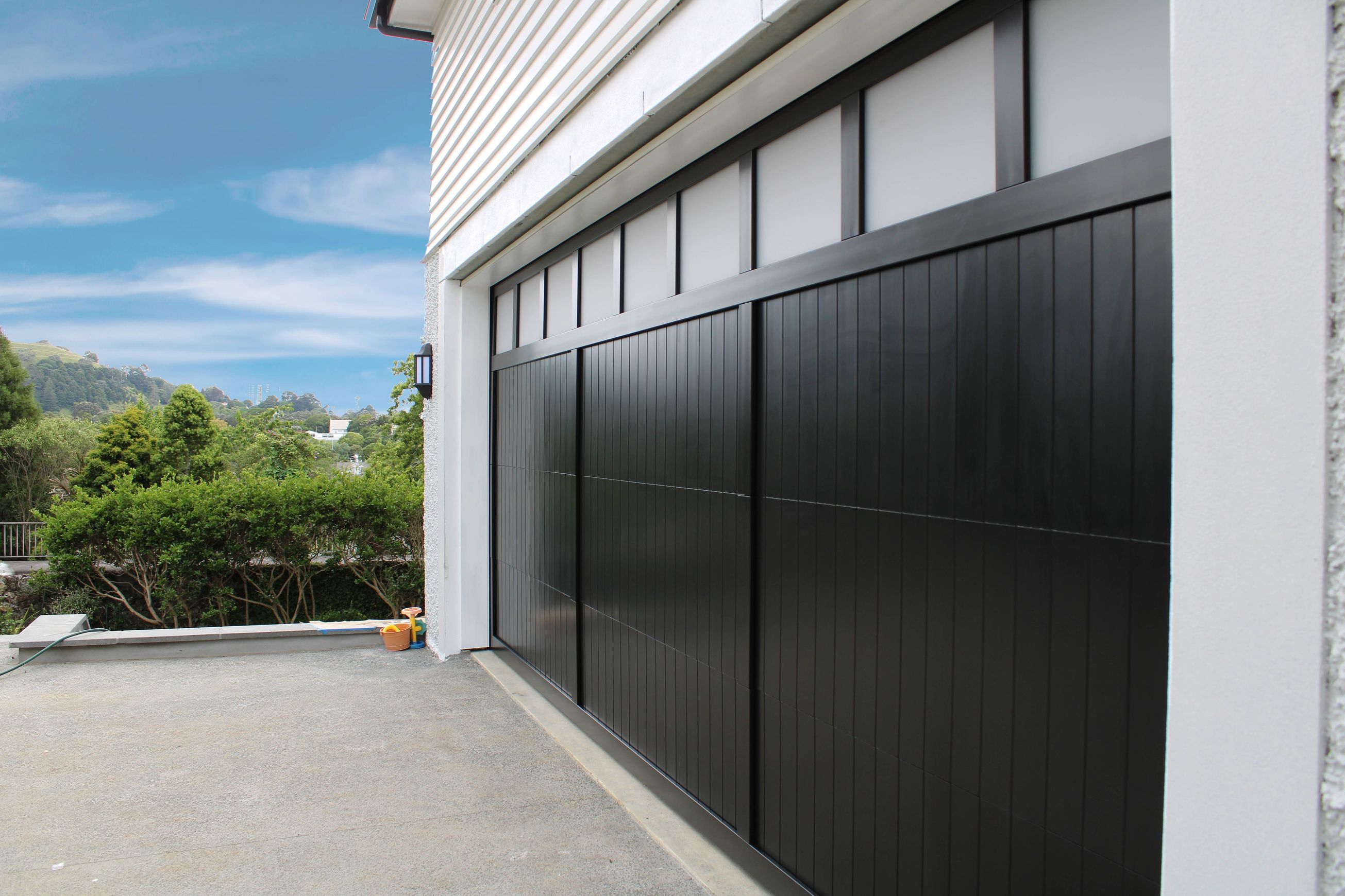 Aluminium Board & Batten Garage Door