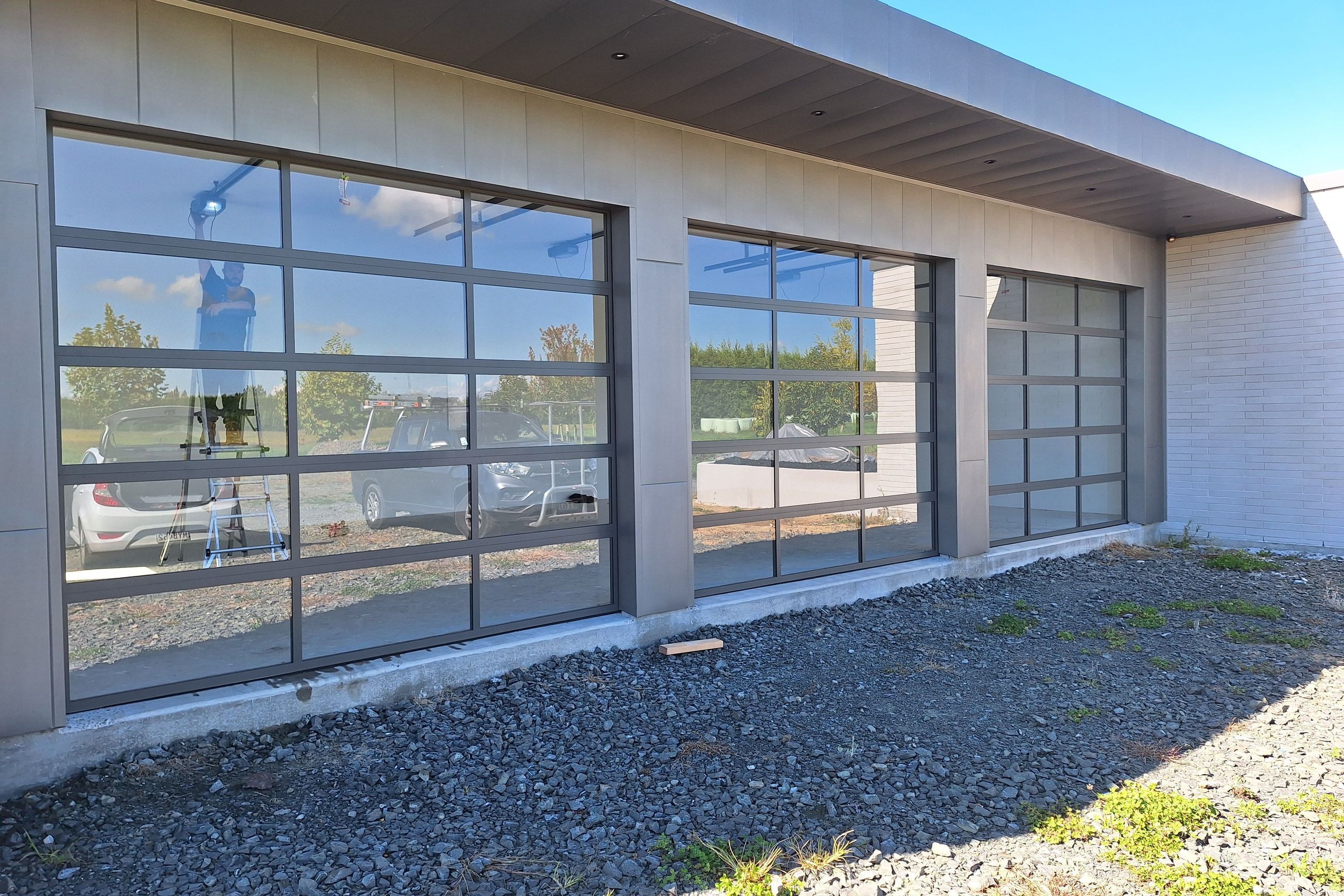 Panoramic Sectional Door