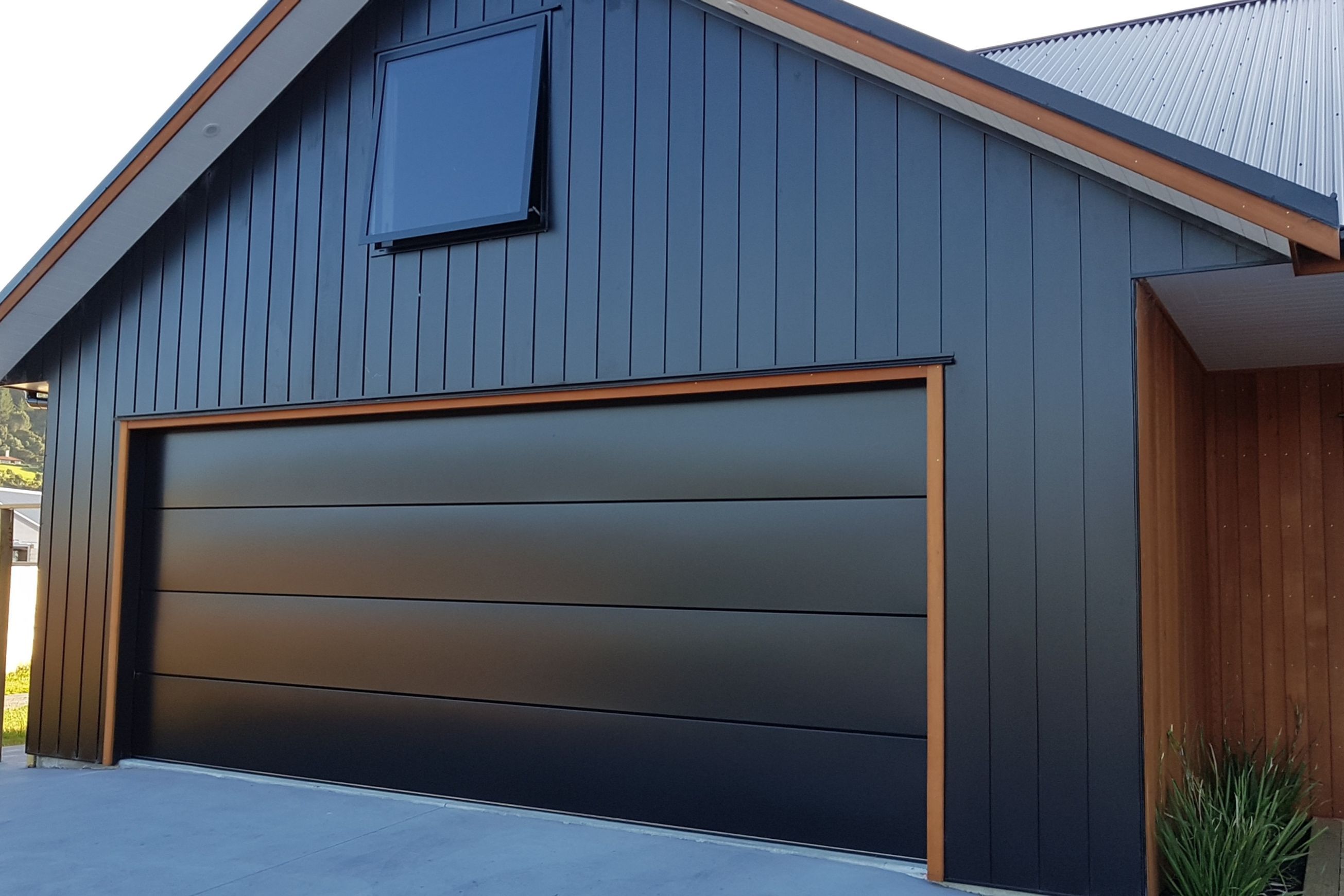 Flat Panel Sectional Doors