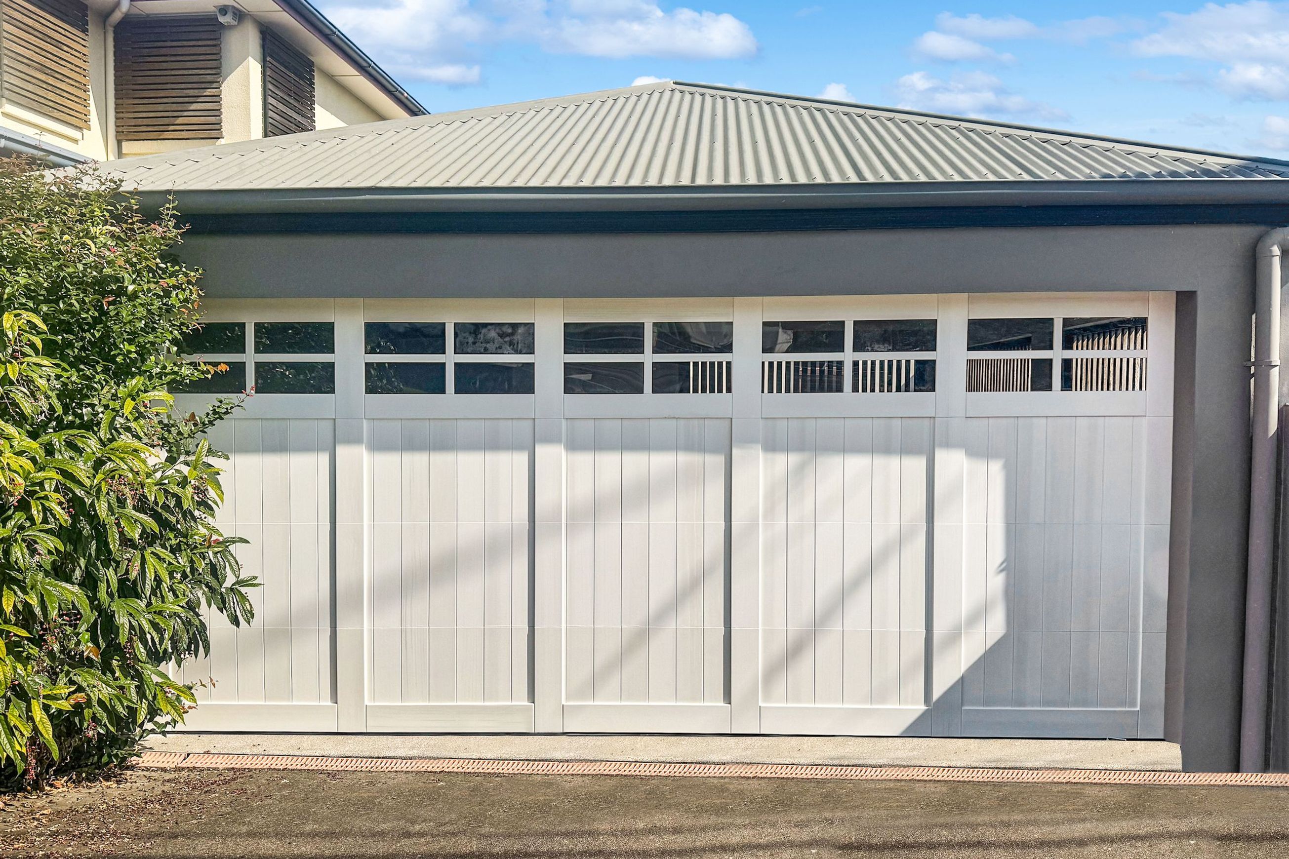 Danmar Doors | Speciality Garage Doors