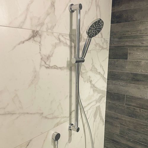 Code Lamone Round Slide Showers