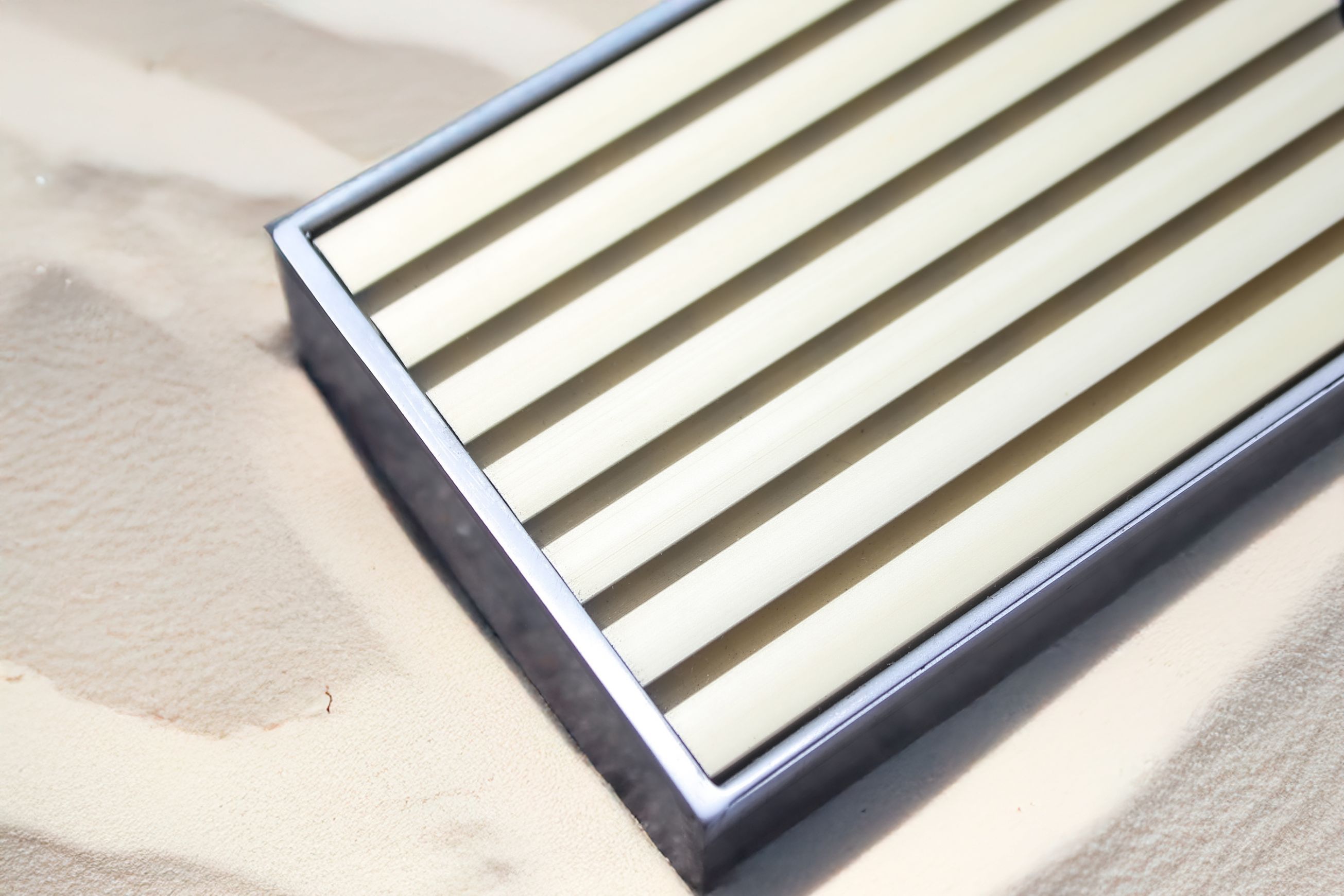 65 Wave Grate