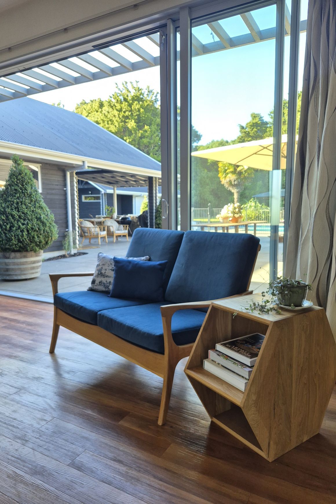 Hexa Coffee Table