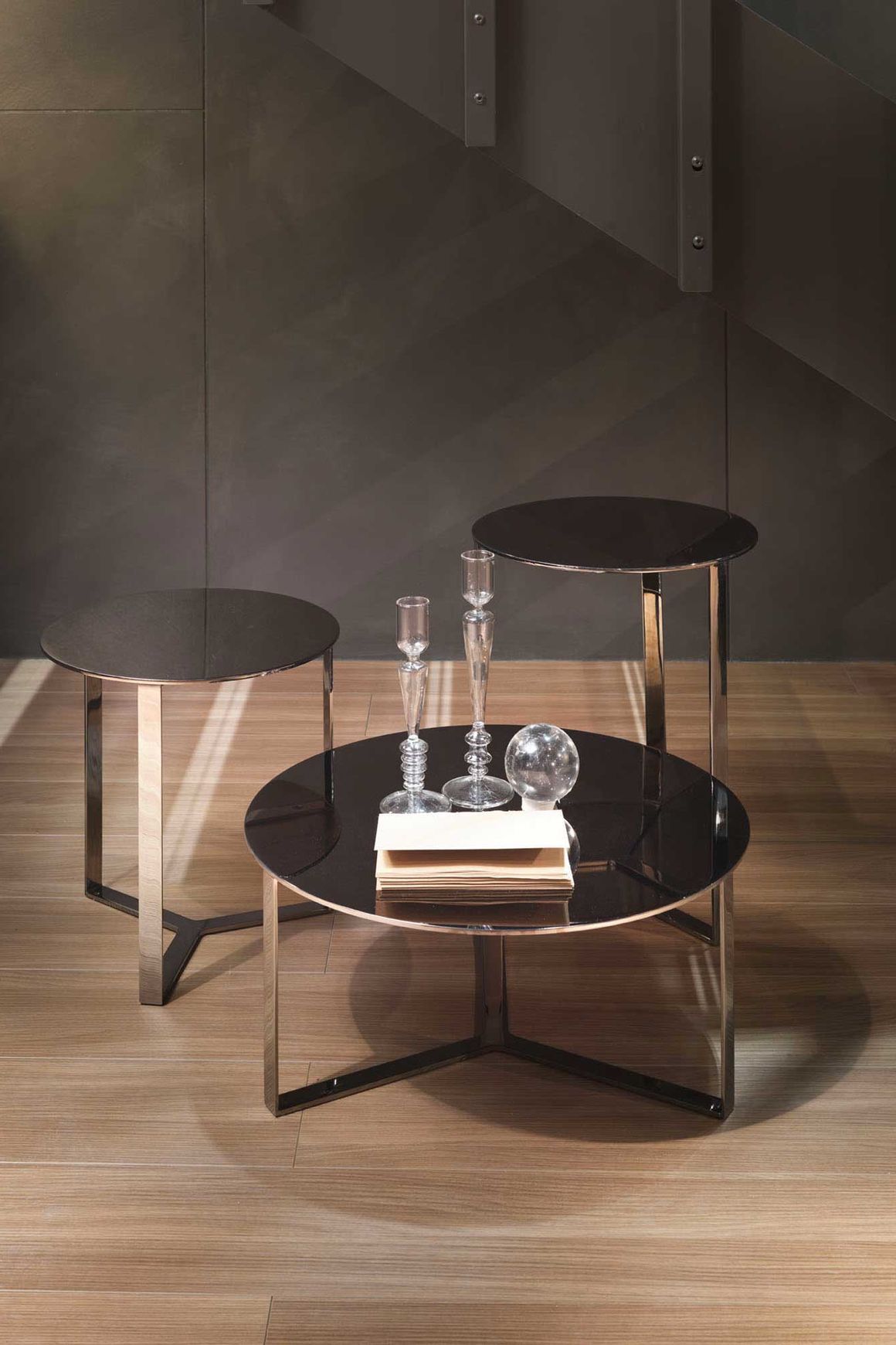 Clip Side Table