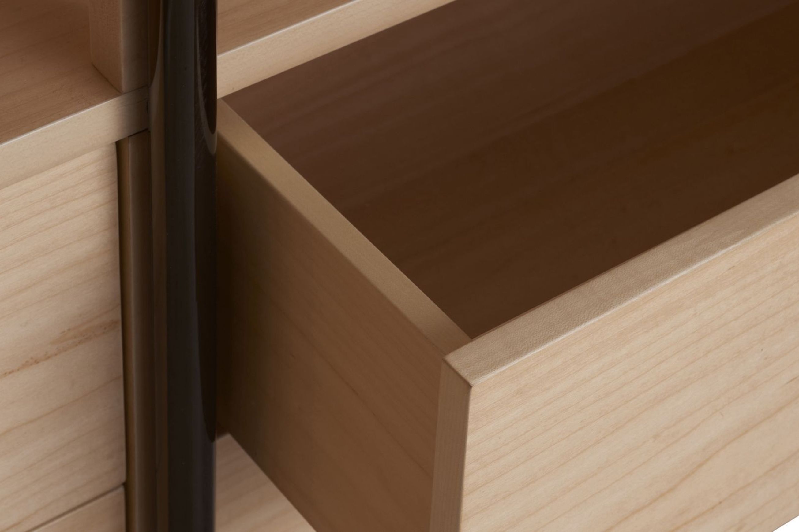 Elanta Sideboard with 4 Doors, 4 Drawers