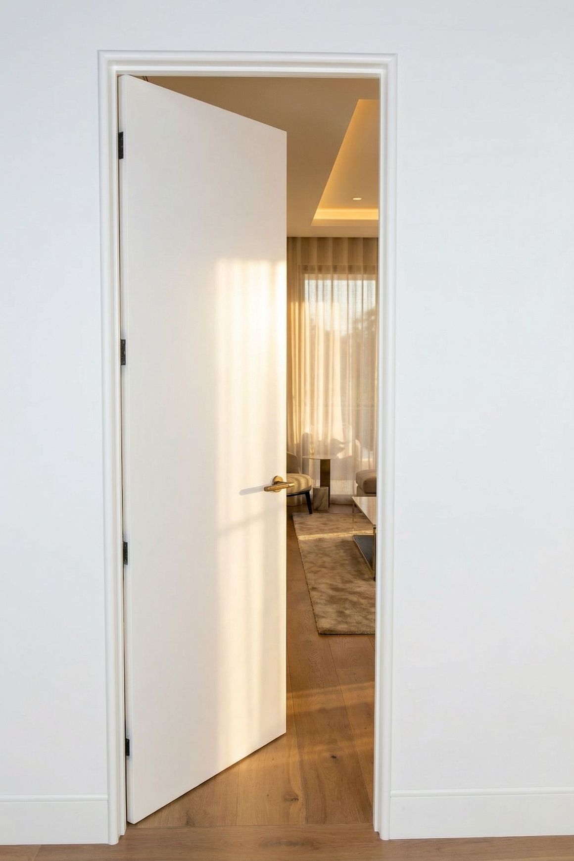Intrim® Nova Vita Flush Finish Skirting System