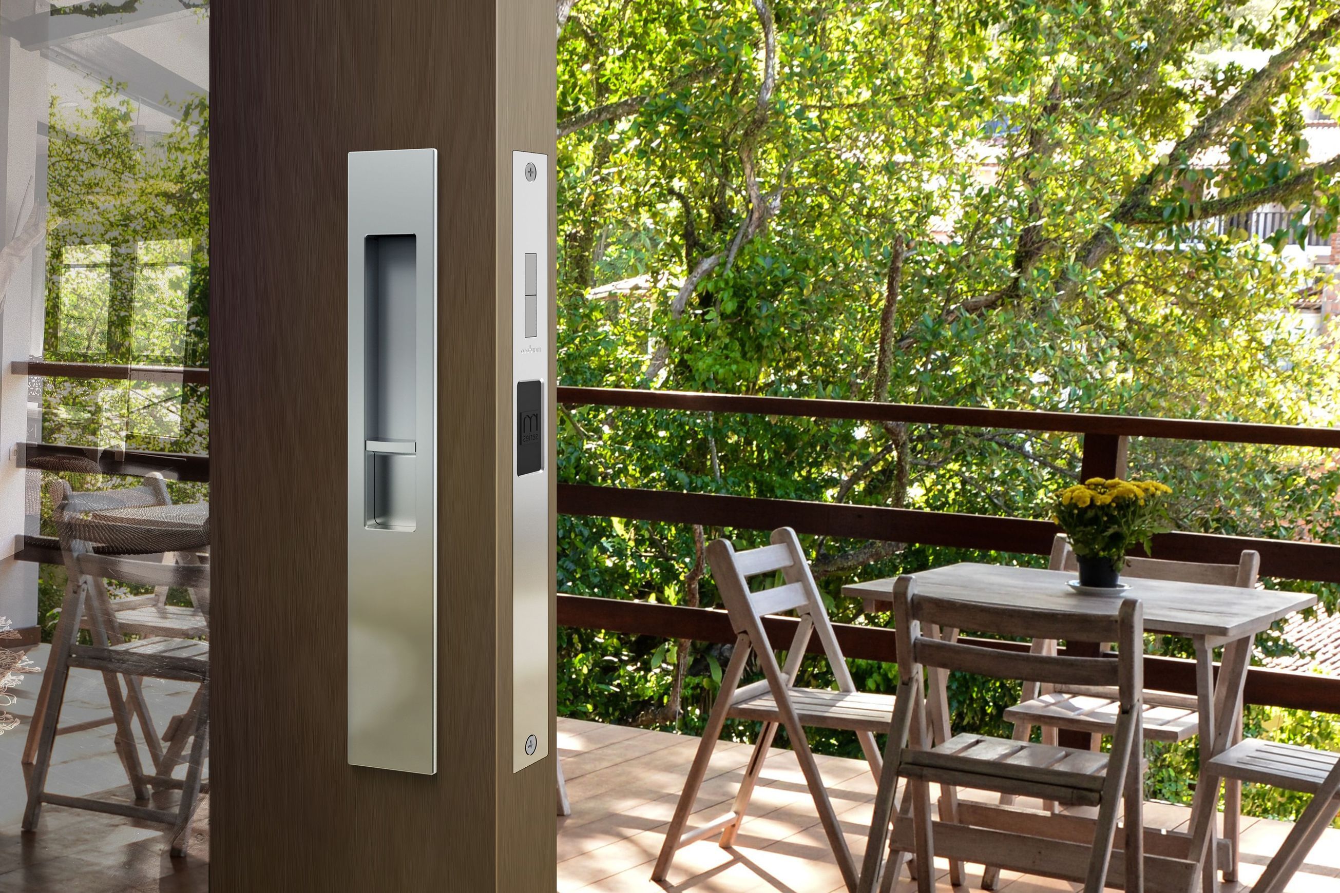 8104/SET Euro Flush Pull Lock