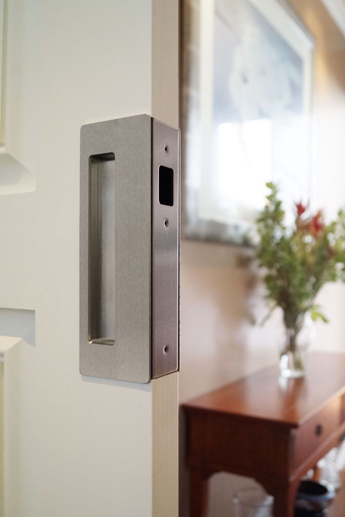 CaviLock CL400® Magnetic Cavity Slider Door Handle