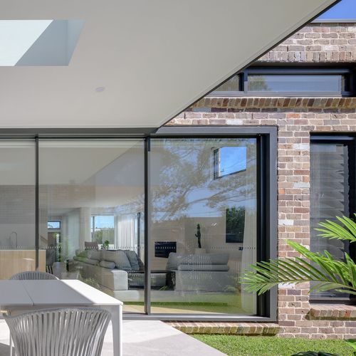 Vantage | Series 759 | ComfortEDGE™ Sliding Door