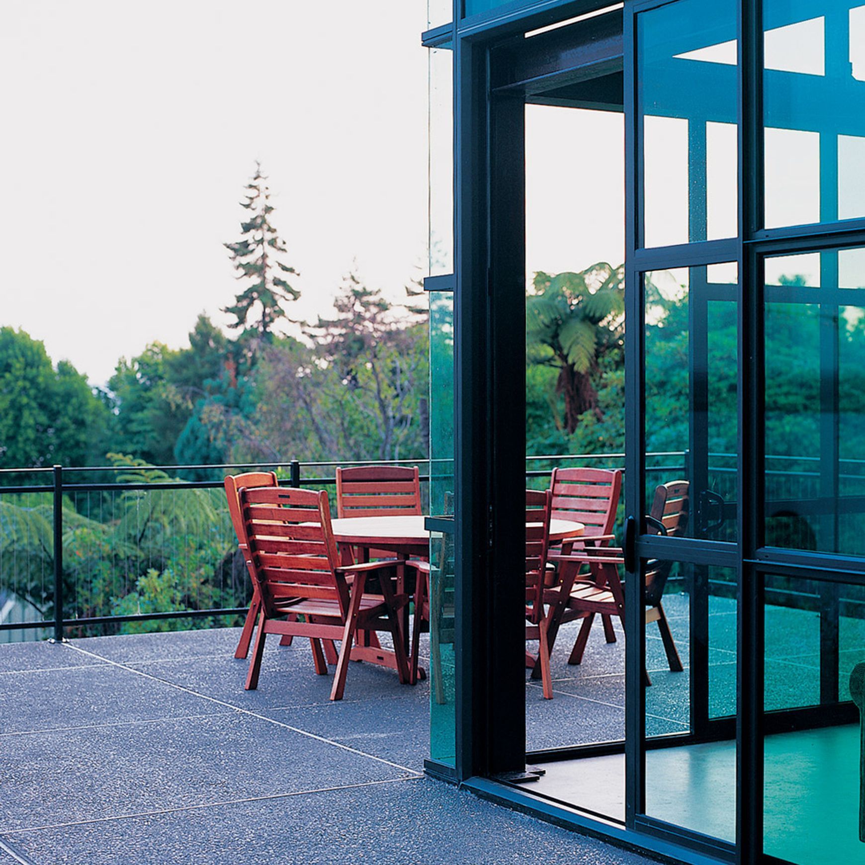 Ranchstacker® Sliding Door