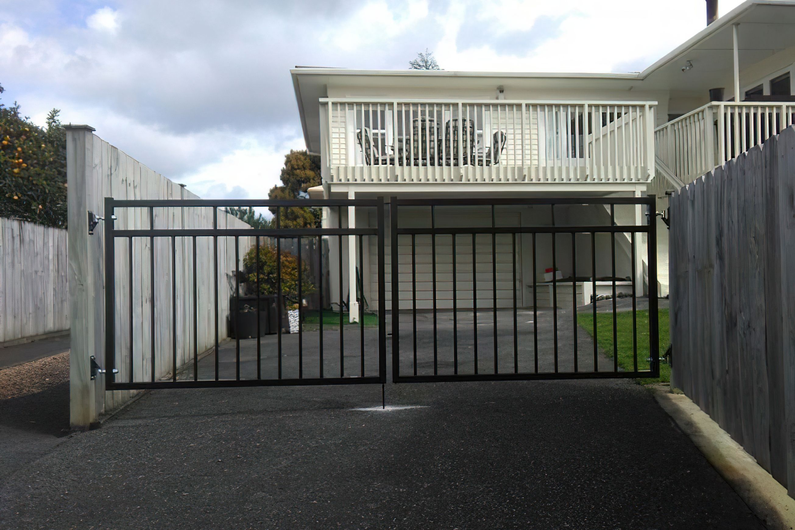 Tubular Driveway Gates