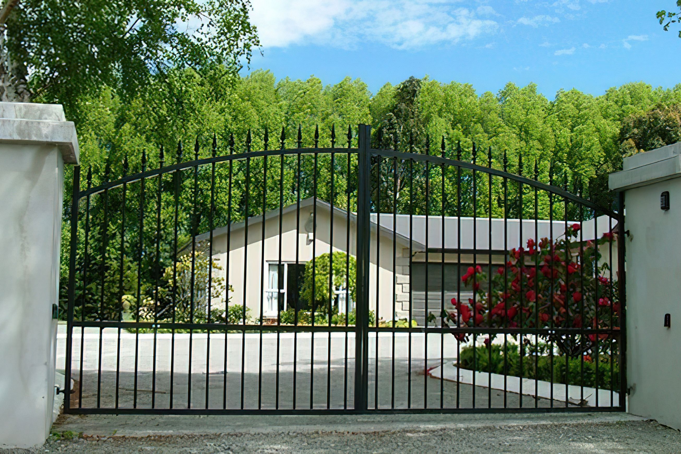 Tubular Driveway Gates