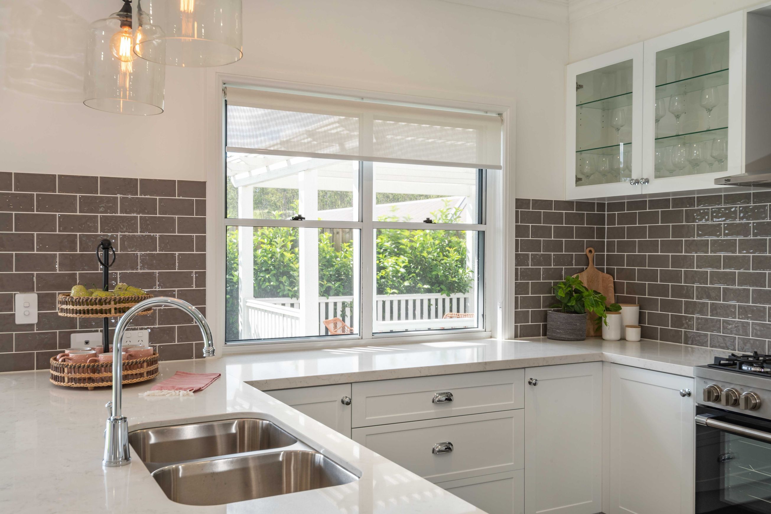 Vantage | Series 514 | Double Hung Window