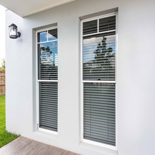 Vantage | Series 514 | Double Hung Window