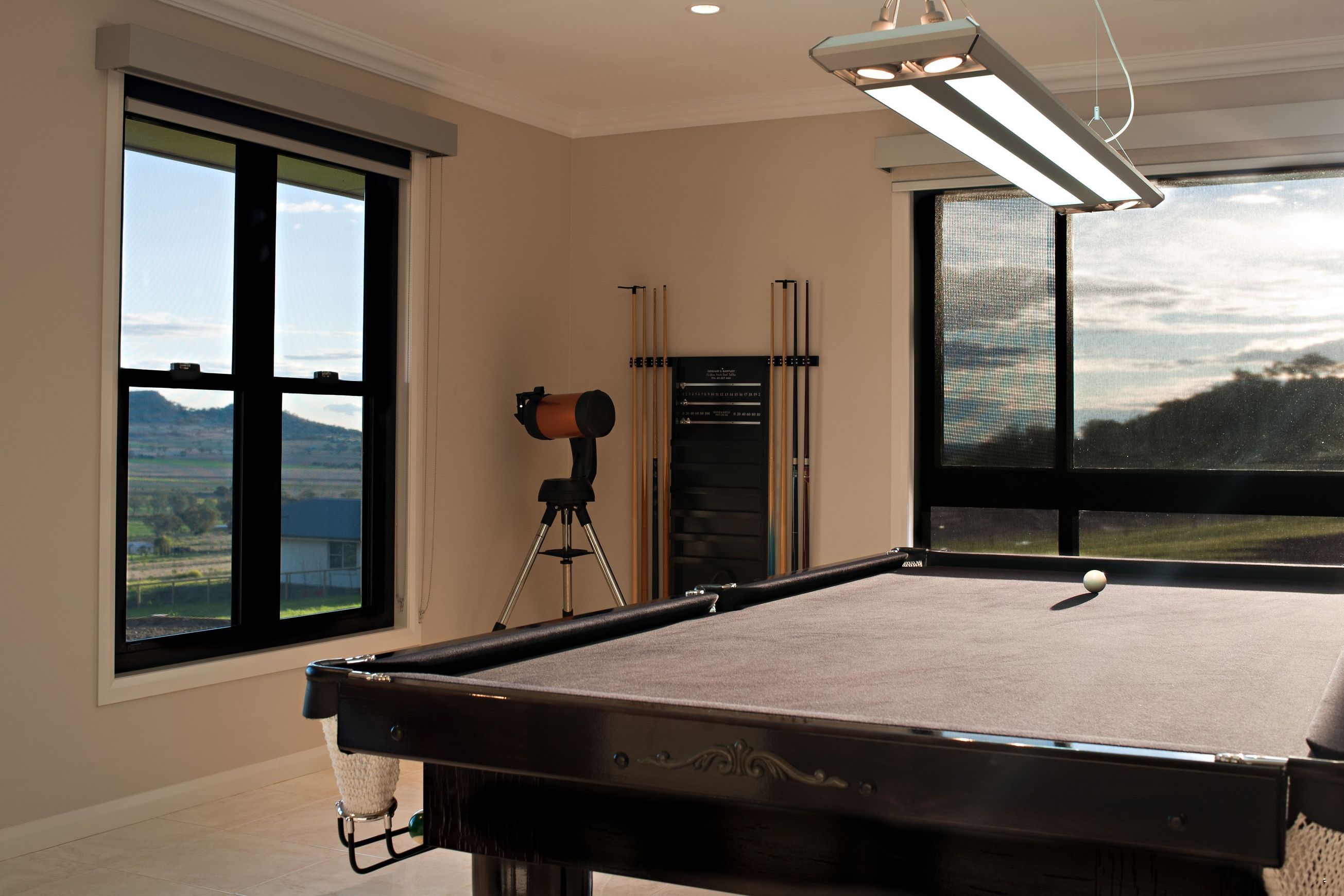 Vantage | Series 613 | Double Hung Window