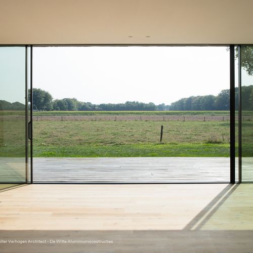 Minimal Sliding Door