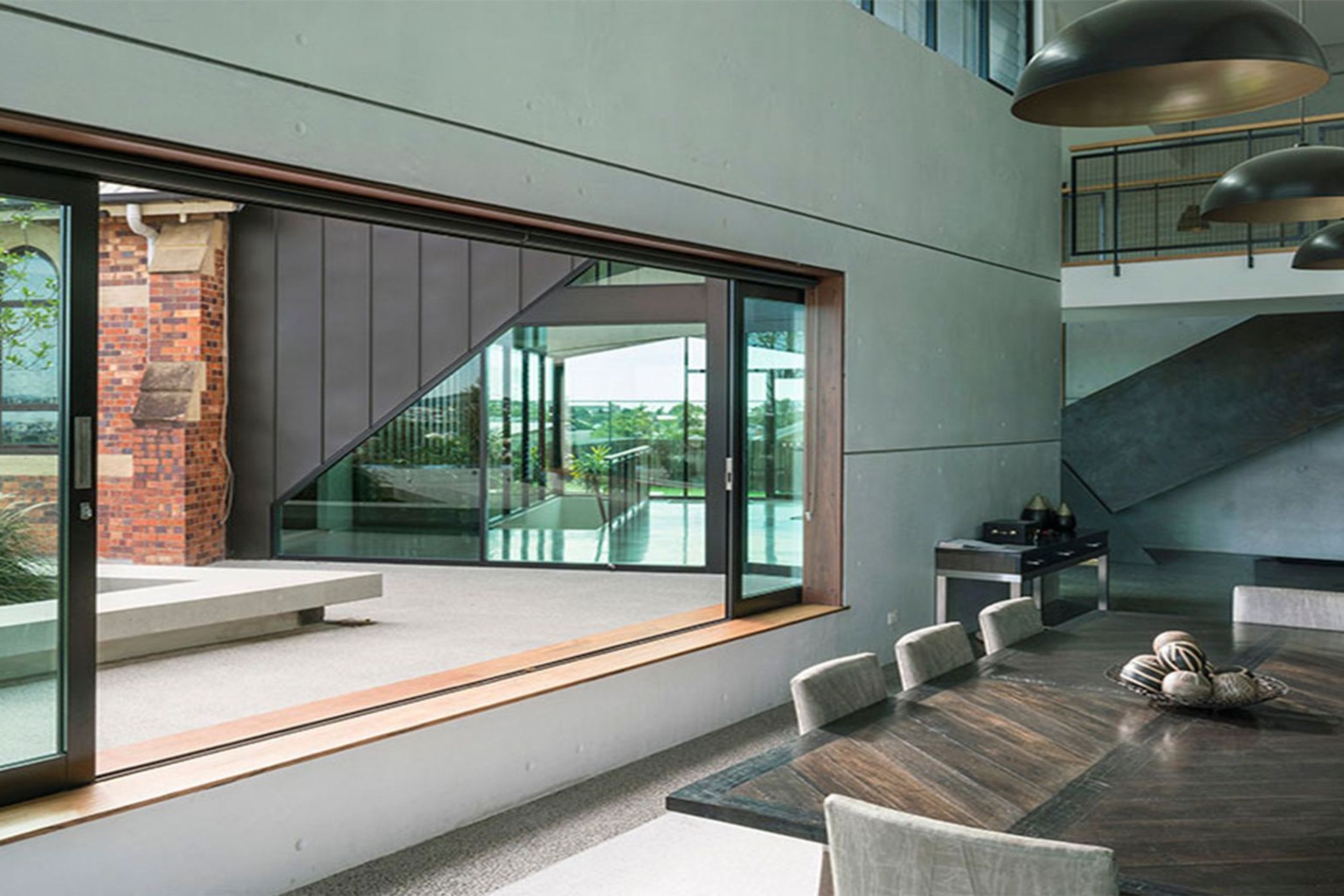 Elevate | Series 452 | Sliding Window