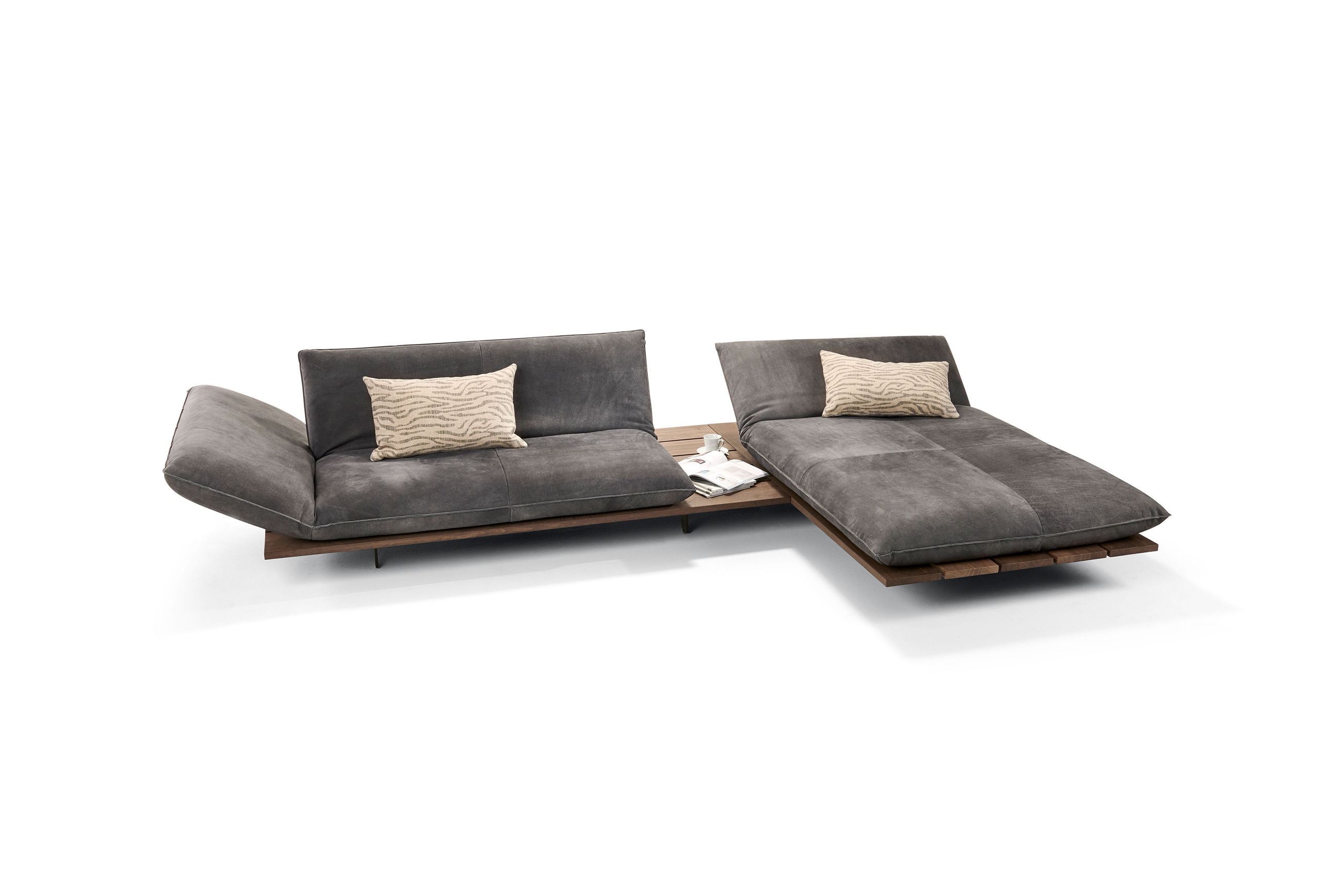 Akito Sofa