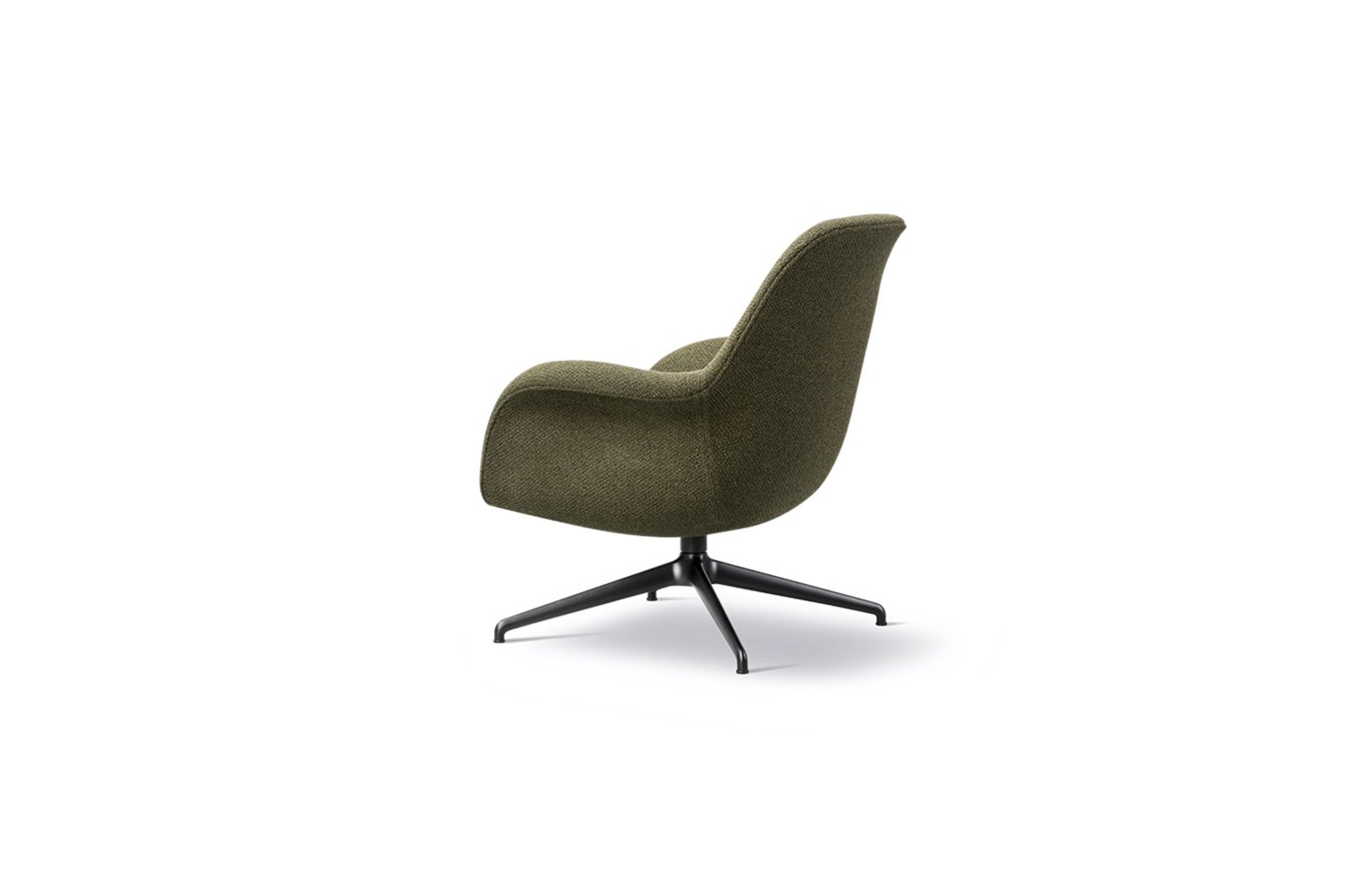 Swoon Lounge Petit Swivel base by Fredericia