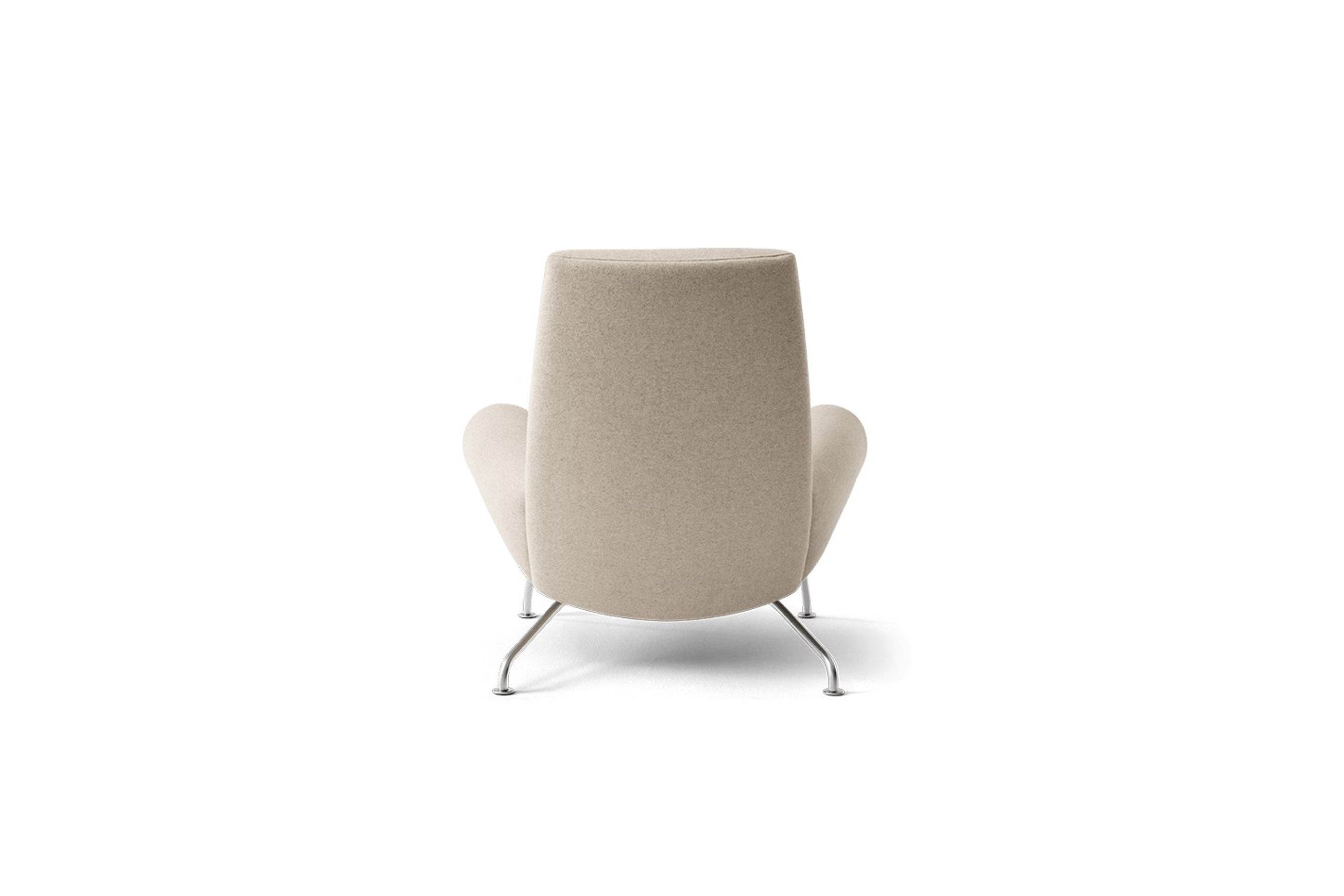 Wegner Queen Chair by Fredericia