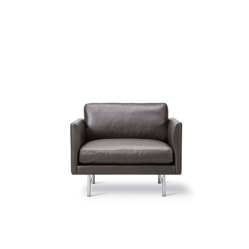 Calmo Lounge Chair 80 Metal by Fredericia