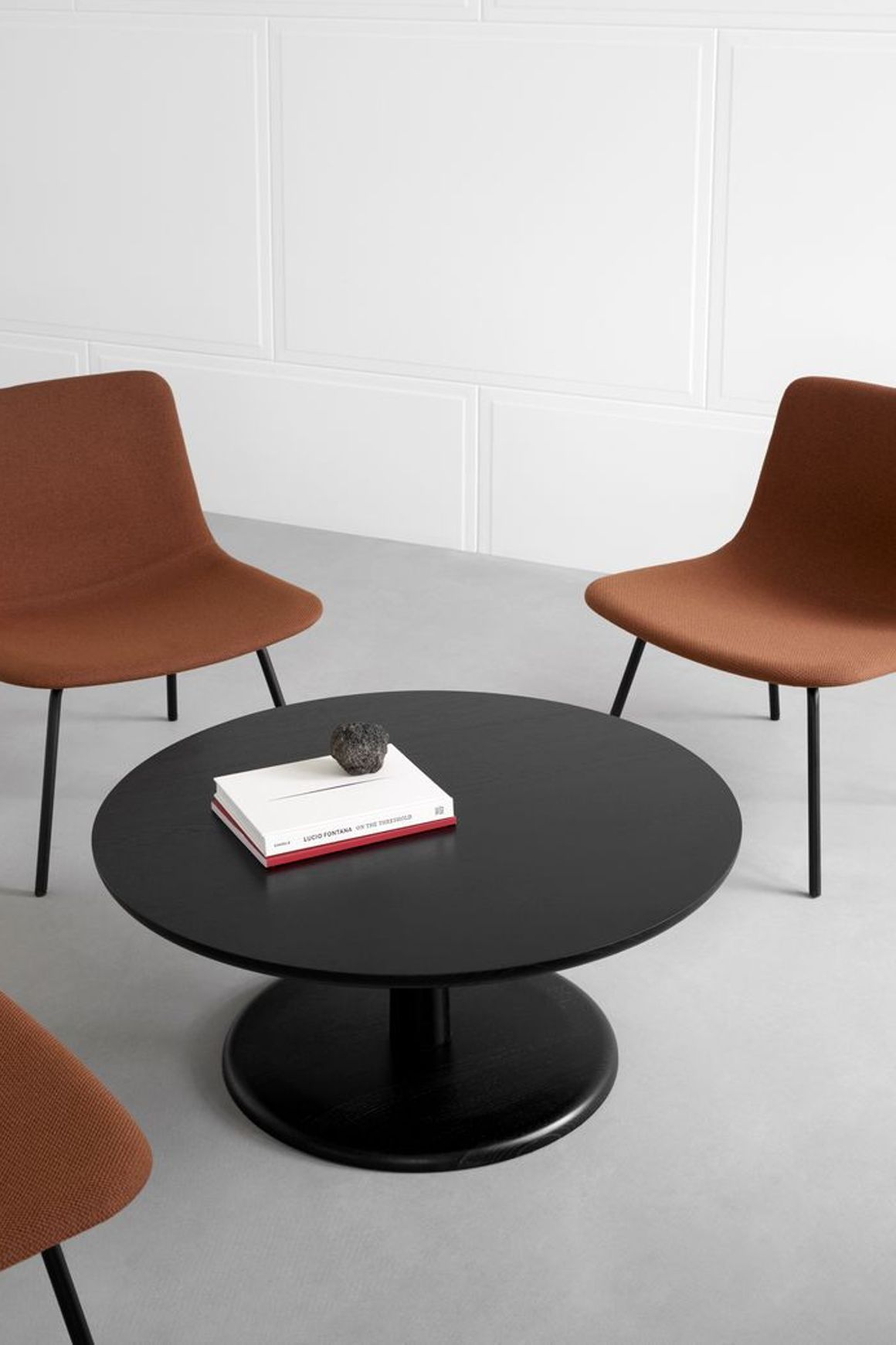 Pato Lounge 4 Leg by Fredericia