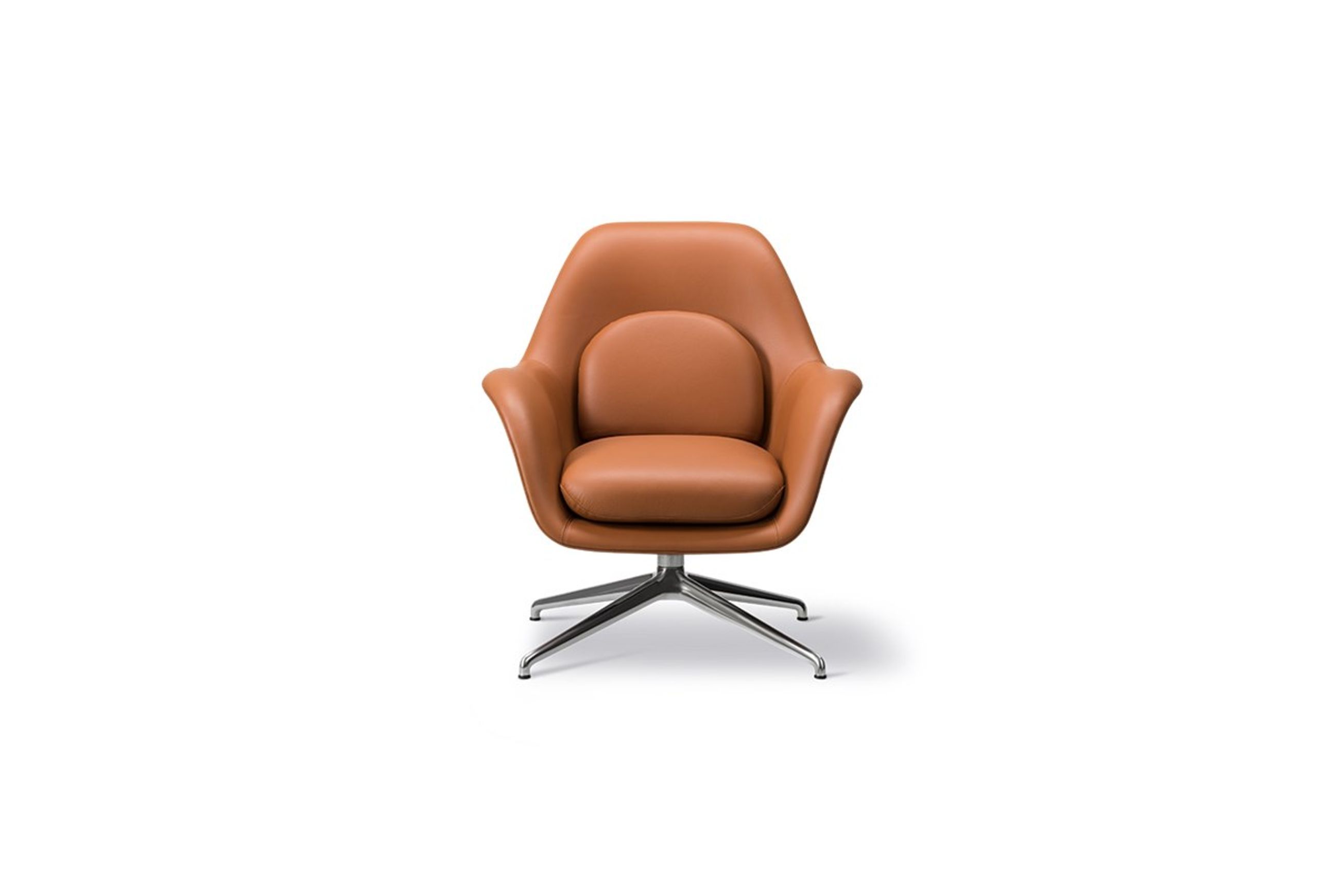 Swoon Lounge Petit Swivel base by Fredericia