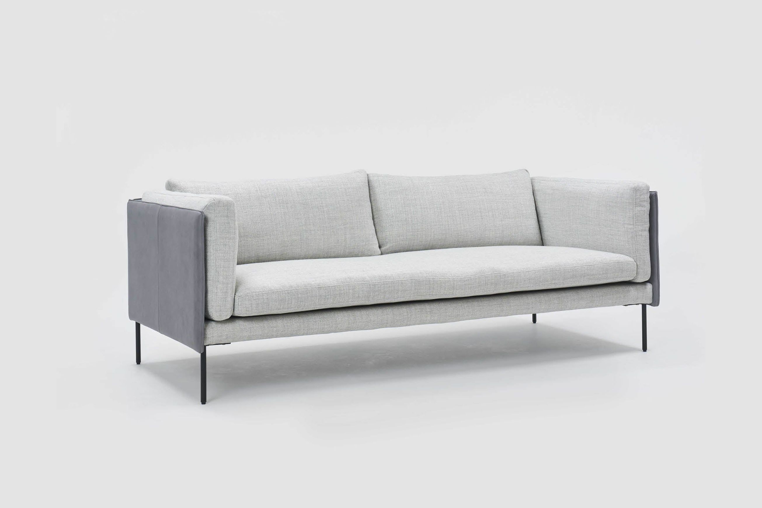 Sonder Sofa