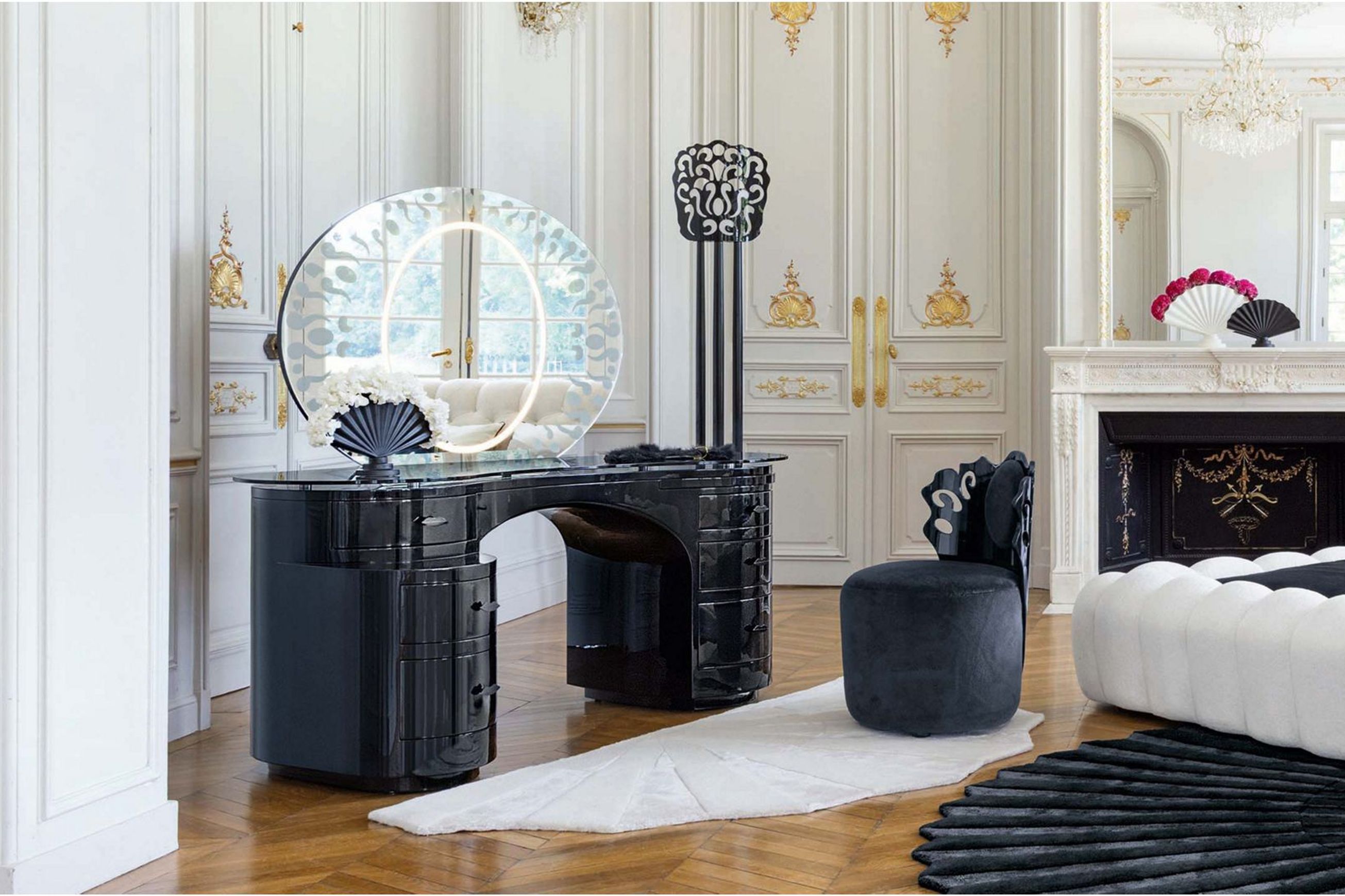 La Vie En Rossy Armless Chair