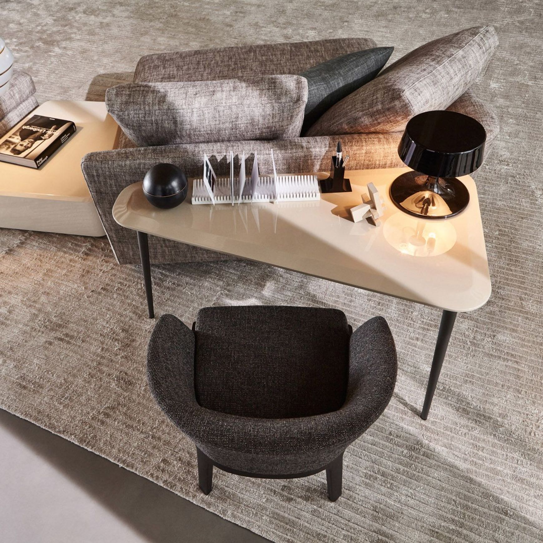 Chelsea Armchair by Molteni&C