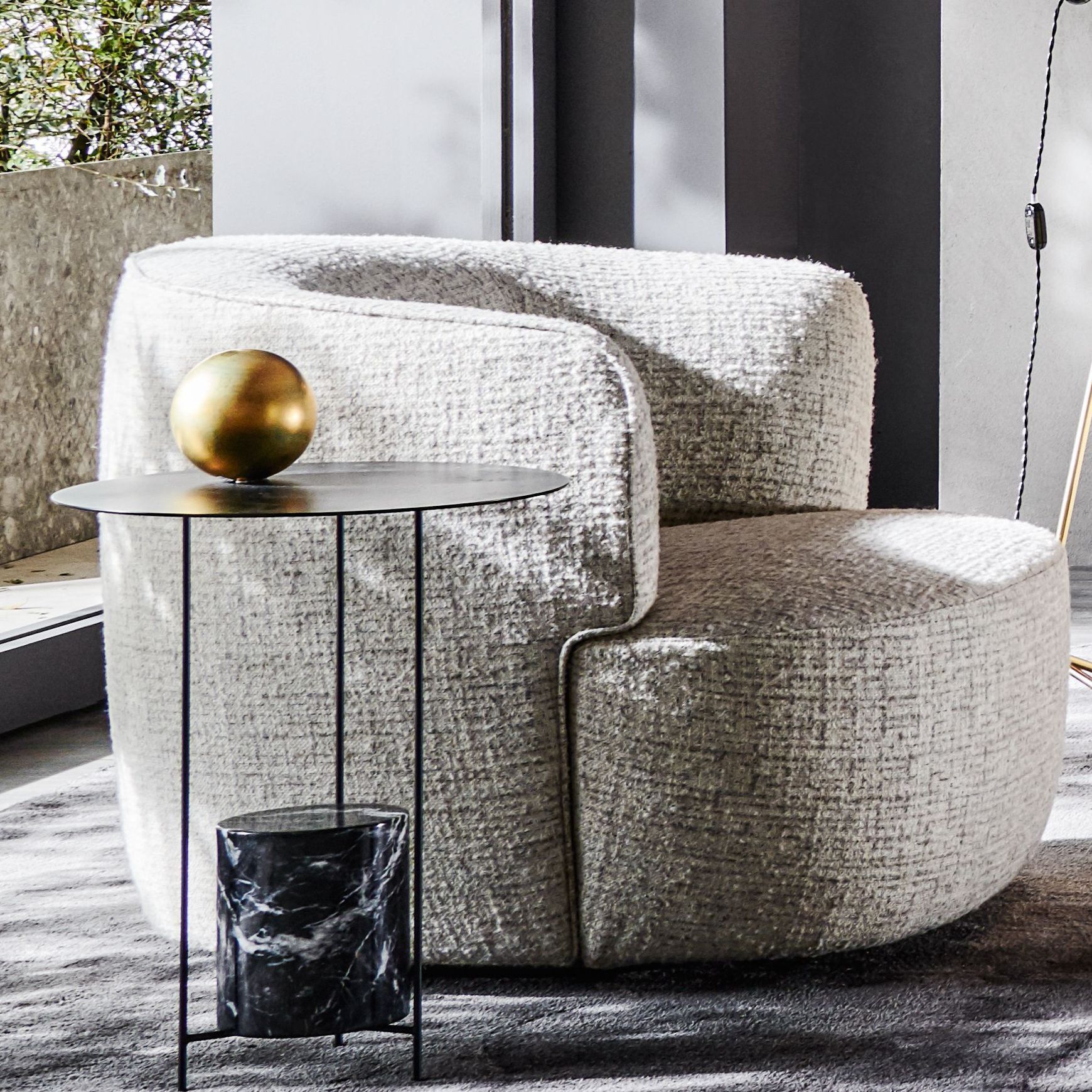 Elain Armchair by Molteni&C