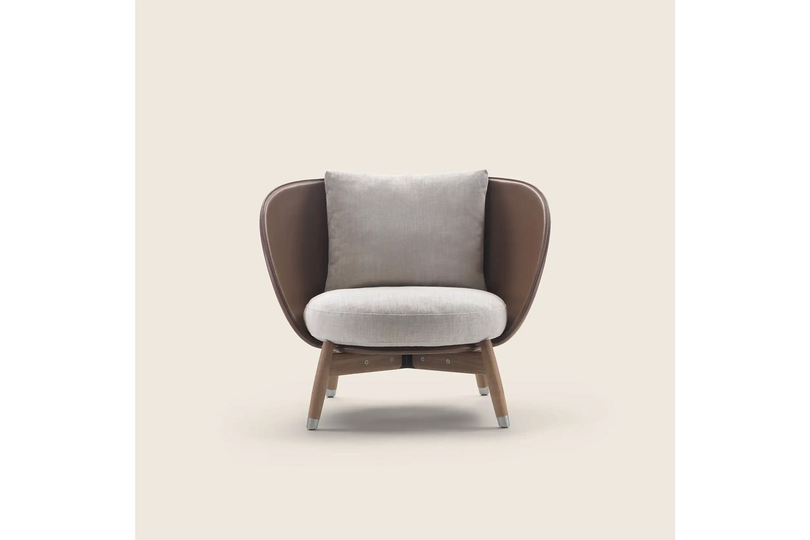 Eri Armchair By Flexform