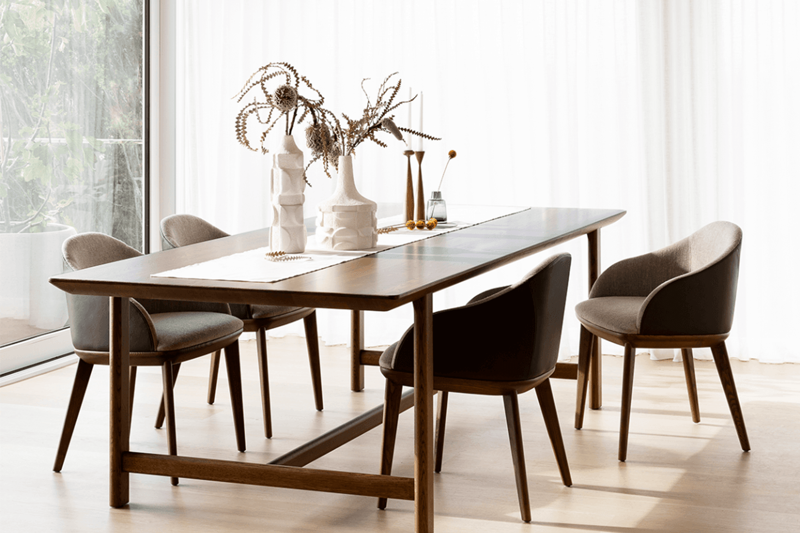 Johanna | Armchair