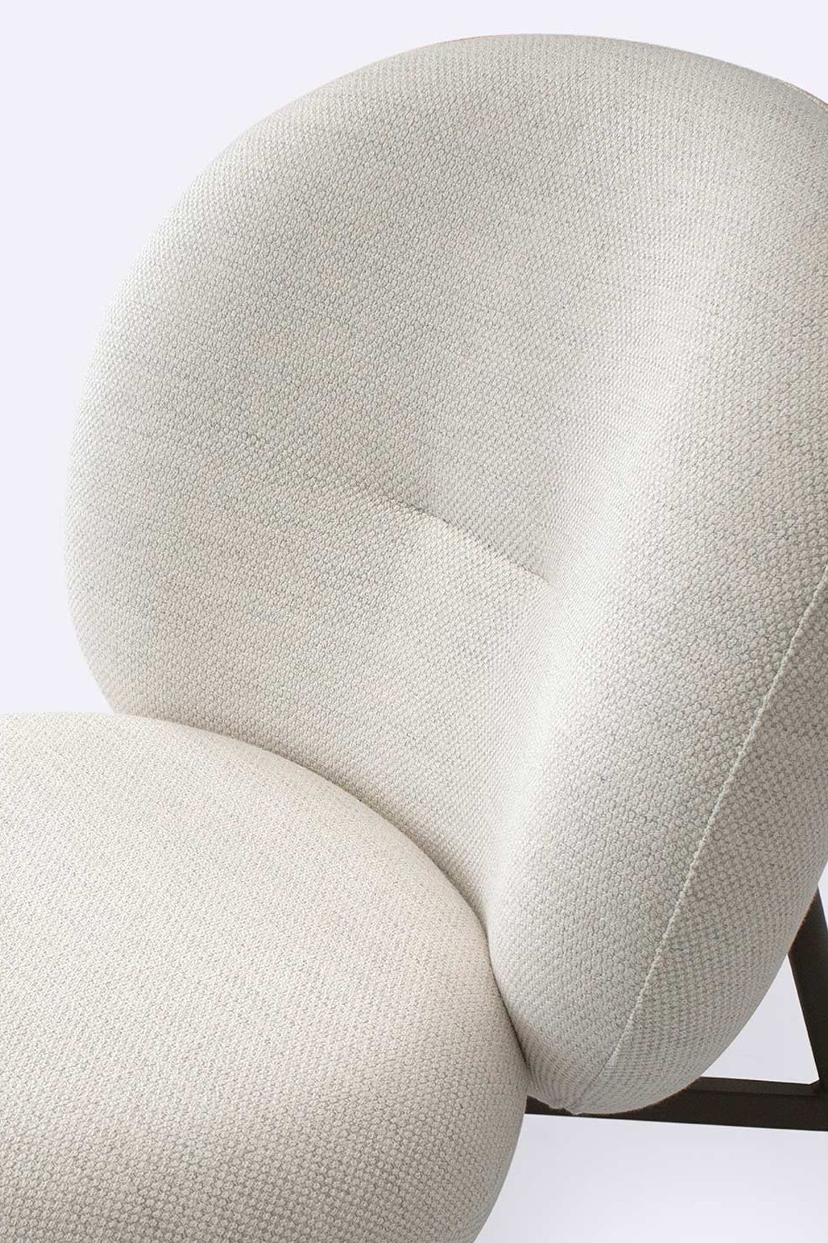 Juvo Lounge Chair | Sand