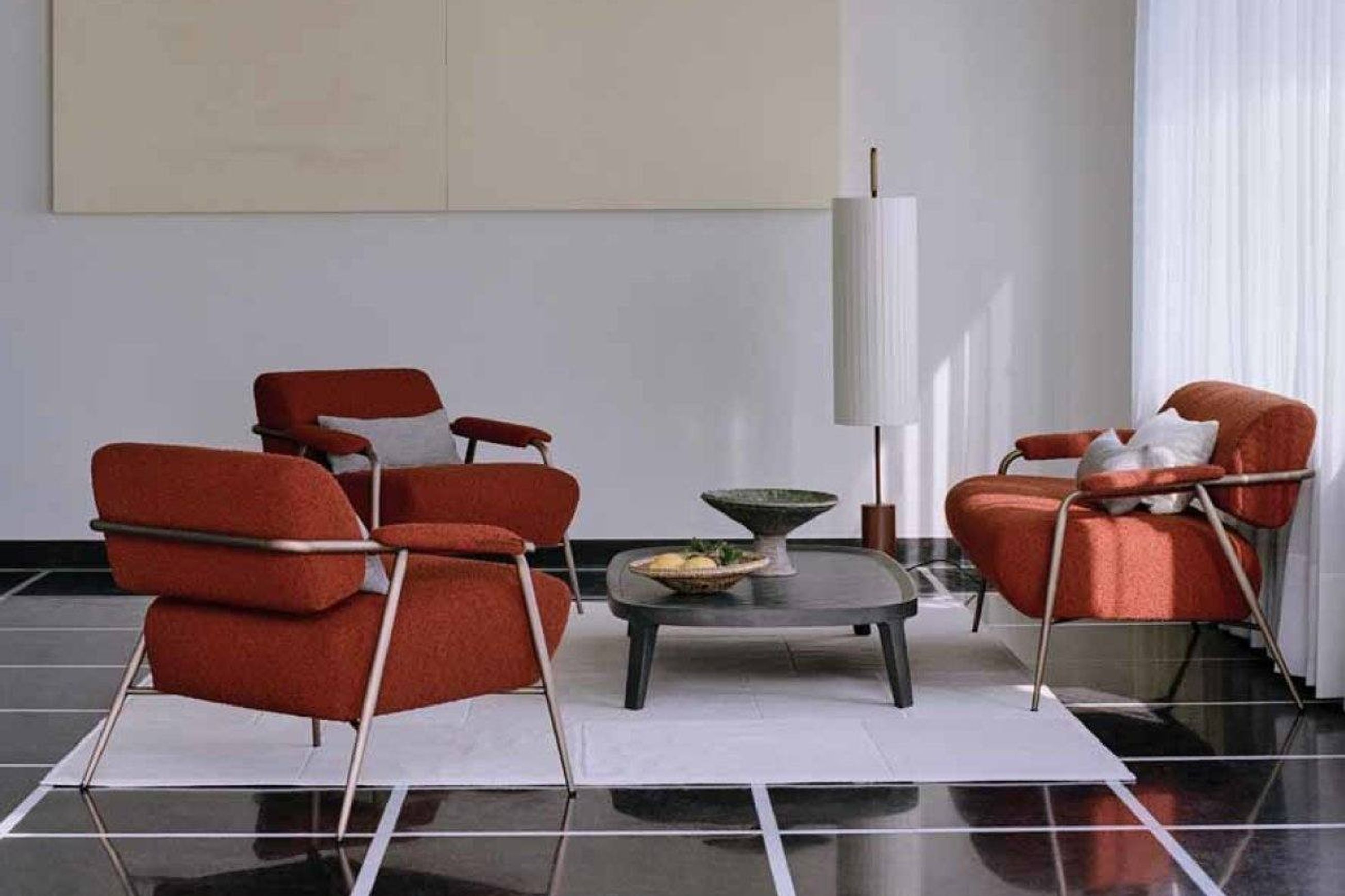 Stay Lounge Chair