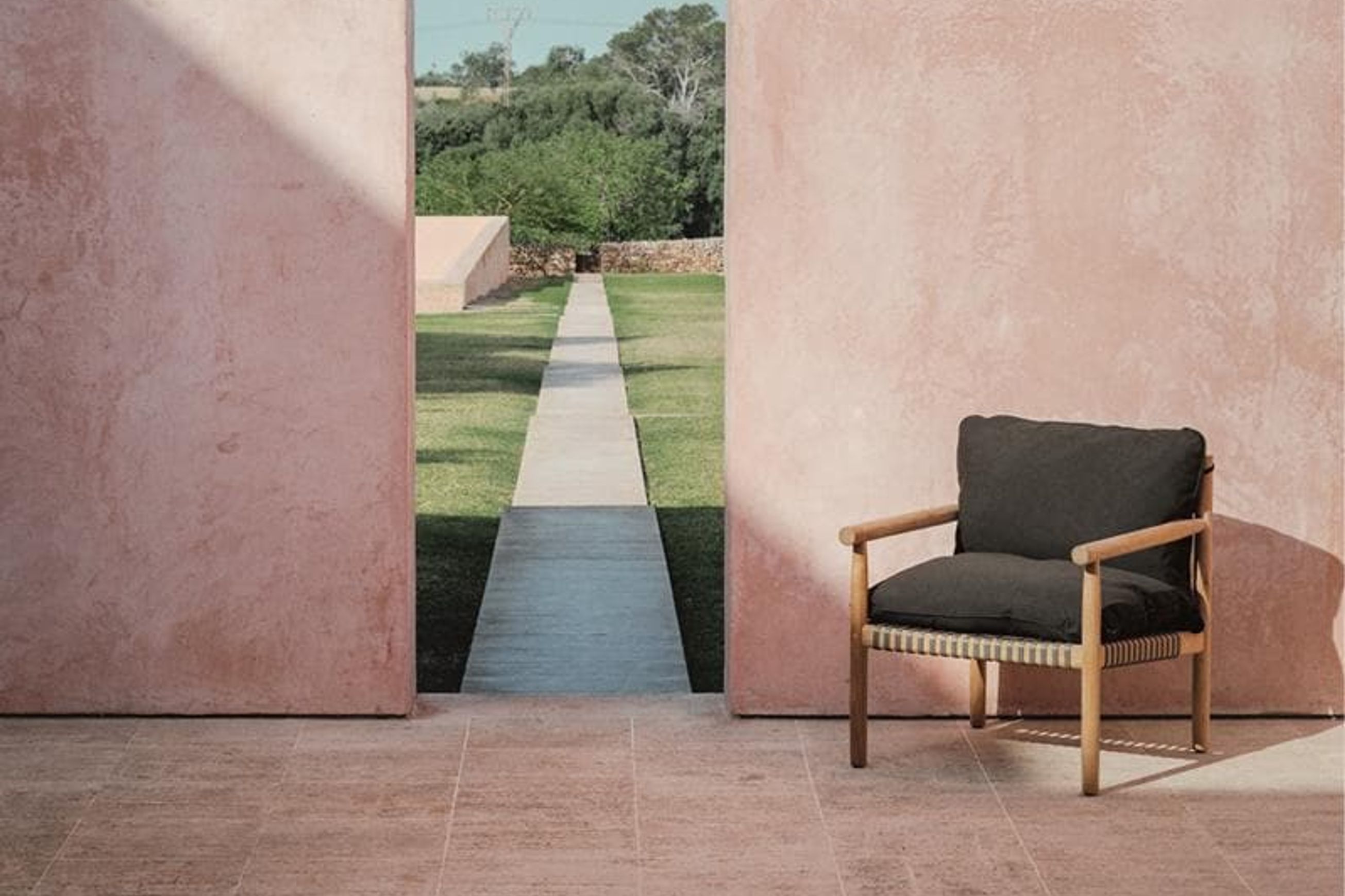 TIBBO | Lounge Chair