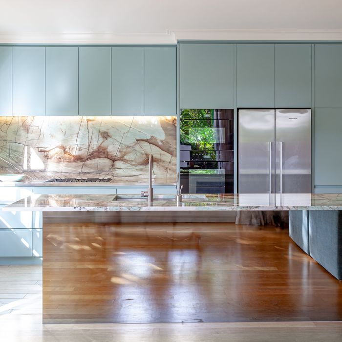 Kitchen Island Glass