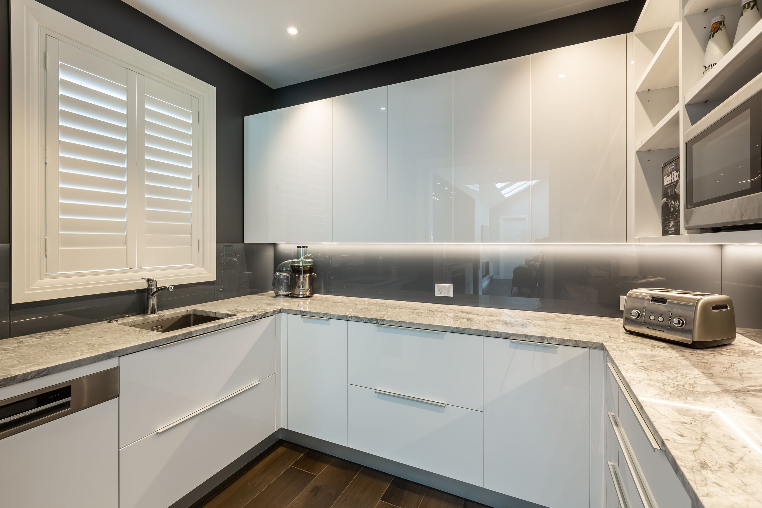Painted Glass Splashbacks