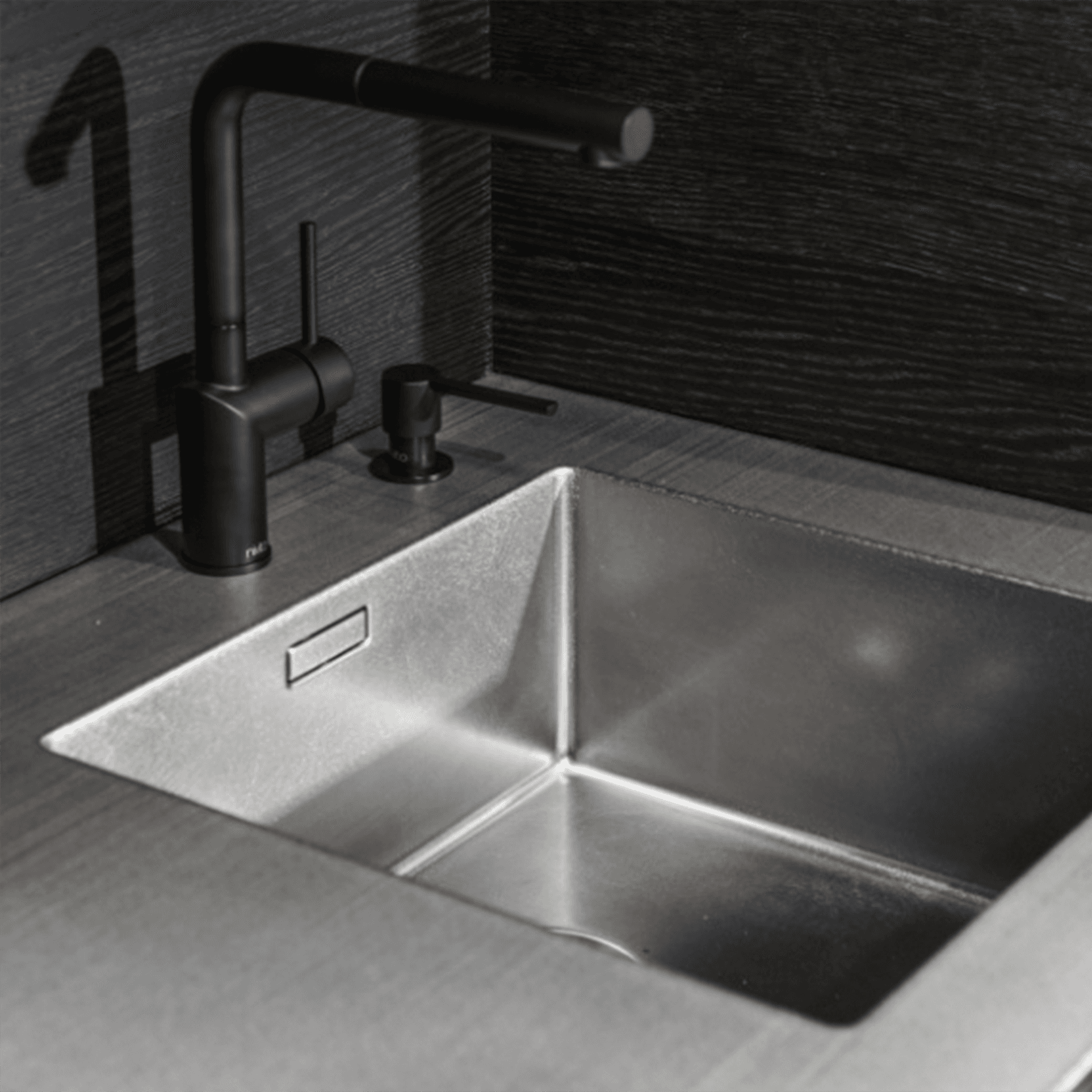 silverTouch® Stainless Steel