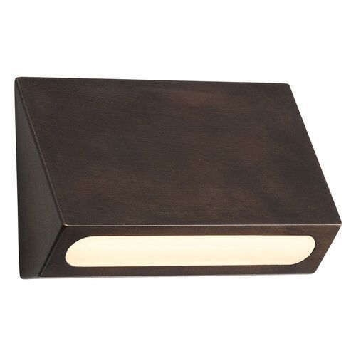 Wallaroo Wall Mounted Light